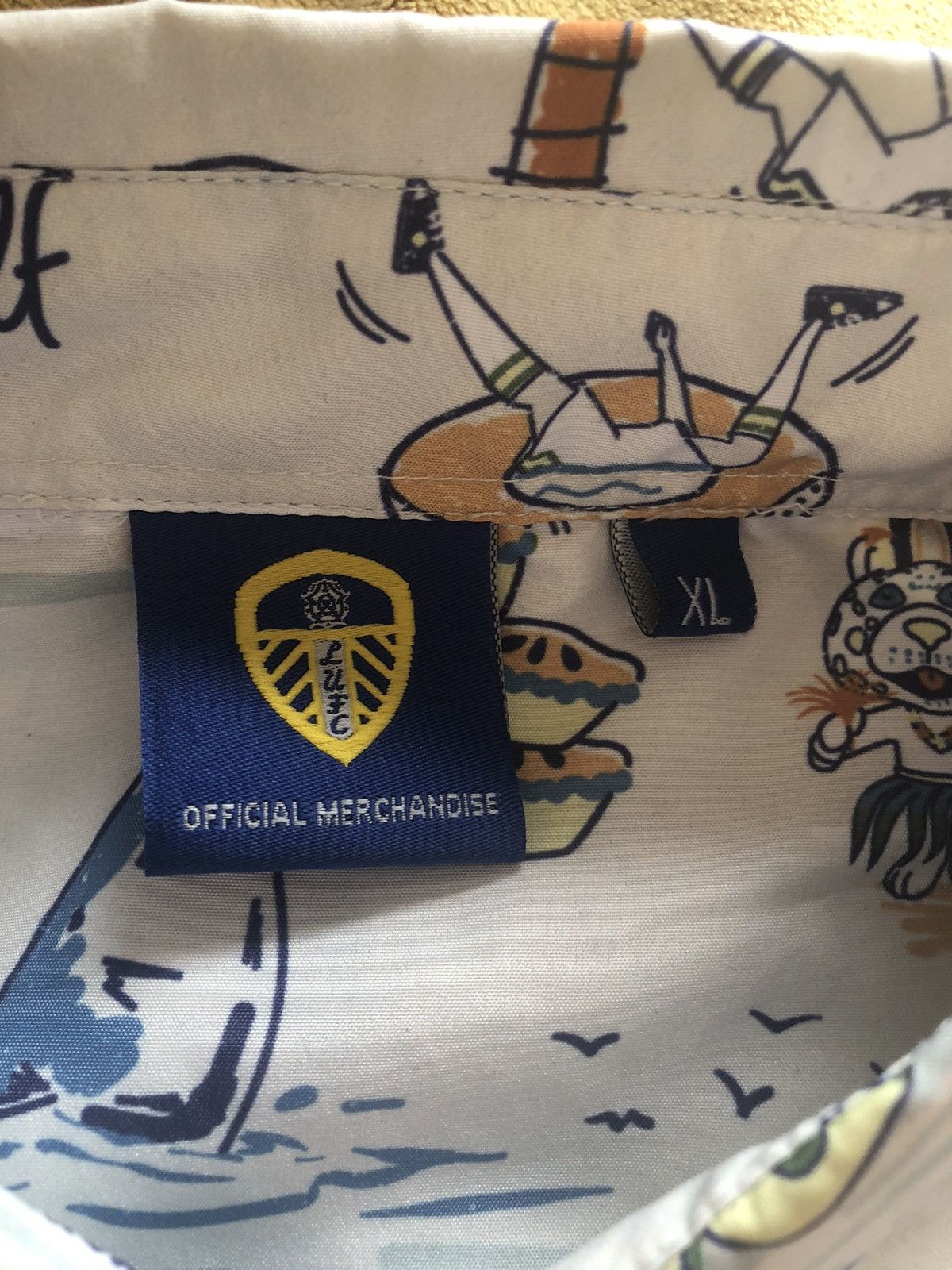 Other × Vintage RARE LEEDS UNITED FOOTBALL OFFICIAL VINTAGE SOCCER SHIRT Size US L / EU 52-54 / 3 - 3 Thumbnail
