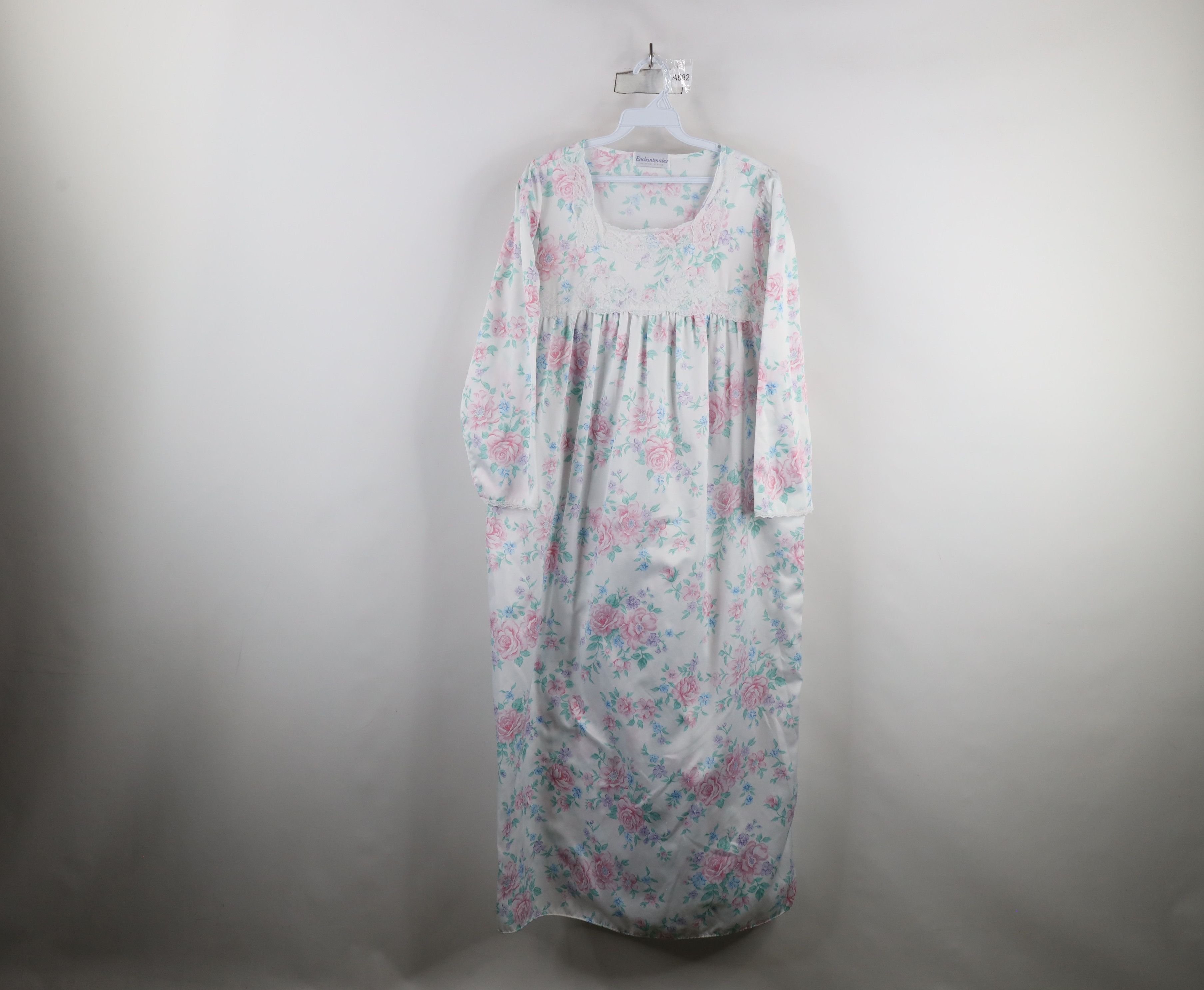 Vintage Vintage 90s Miss Elaine Lace Knit Long Sleeve Night Gown Size M / US 6-8 / IT 42-44 - 1 Thumbnail