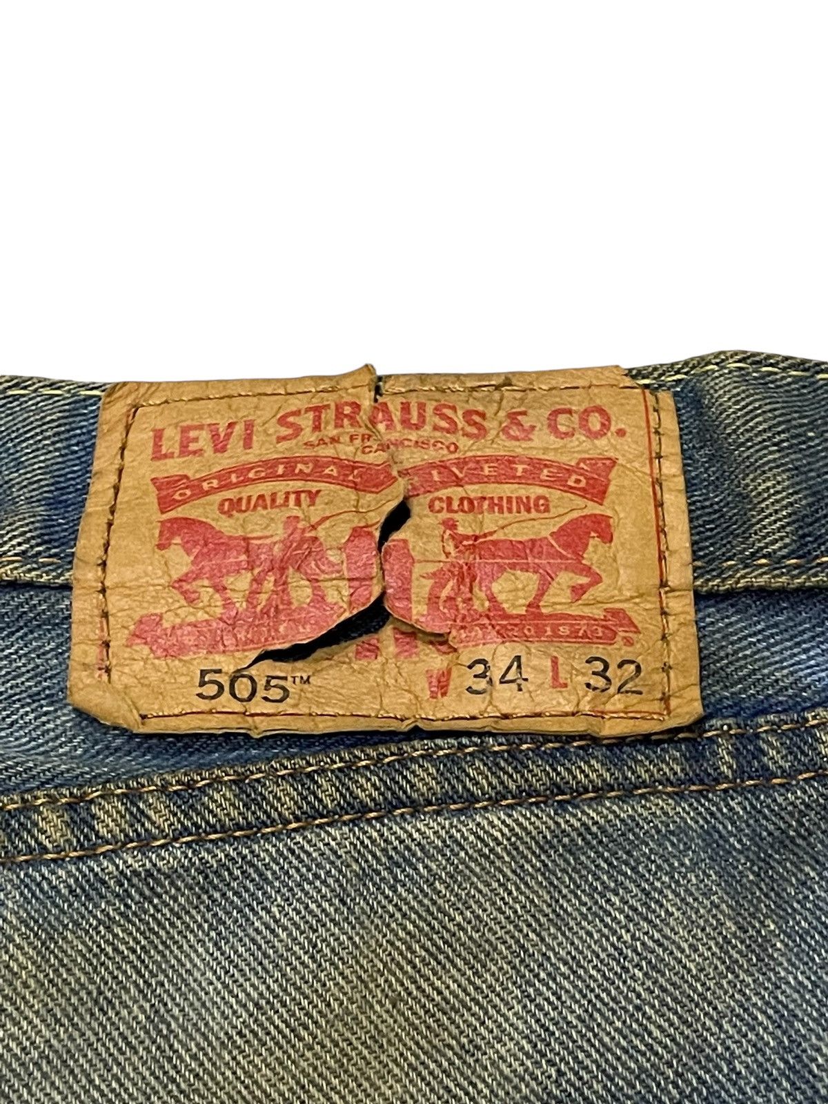 Hysteric Glamour × Levi's × Vintage Vtg Levis 505 Muddy Dirty Wash Blue Loose Jeans Size US 34 / EU 50 - 14 Thumbnail