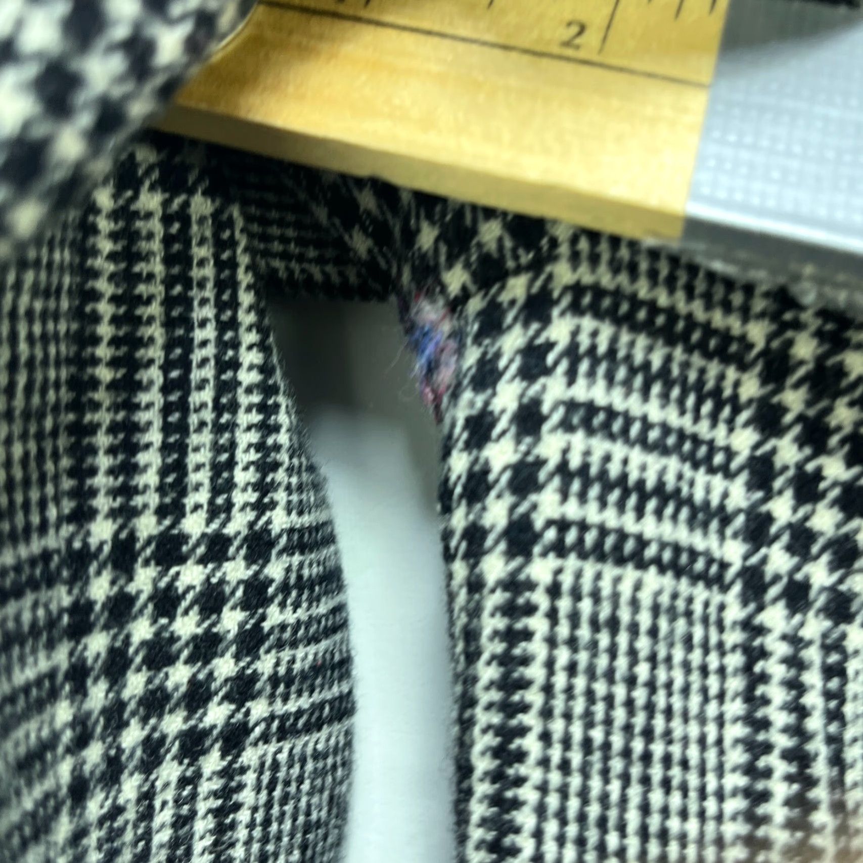 Pendleton VINTAGE Pendleton Blazer Womens Petite Small Plaid Made in USA USA White 6 / 8 Tuxedo Petites Womens Blazer Size M / US 6-8 / IT 42-44 - 5 Thumbnail