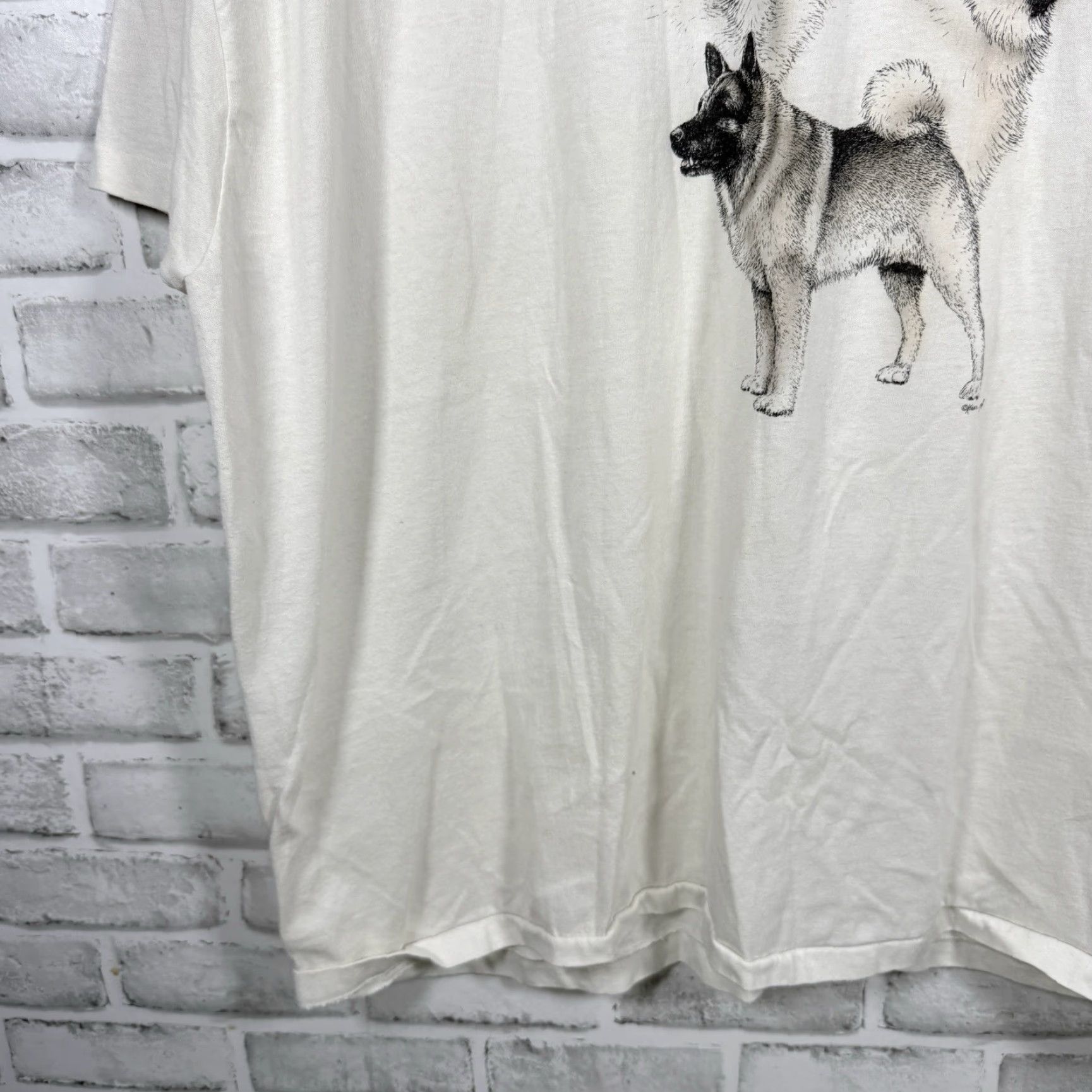 Vintage VTG Lanna Rogers Norwegian Elkhound White Graphic Tee Mens XXL Single Stitch USA Size US XXL / EU 58 / 5 - 3 Thumbnail