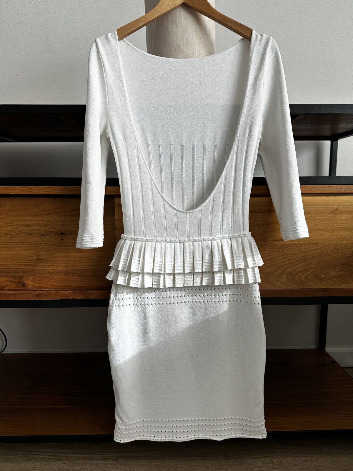 Dsquared2 Dsquared2 White Knit Open Back Dress – Made in Italy Size S / US 4 / IT 40 - 6 Thumbnail