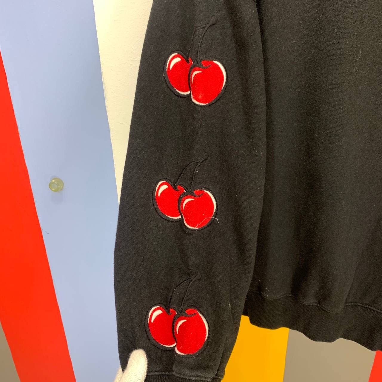Other KIRSH The Cherry Crew Neck Sweatshirt #2378-11 Size US M / EU 48-50 / 2 - 3 Thumbnail