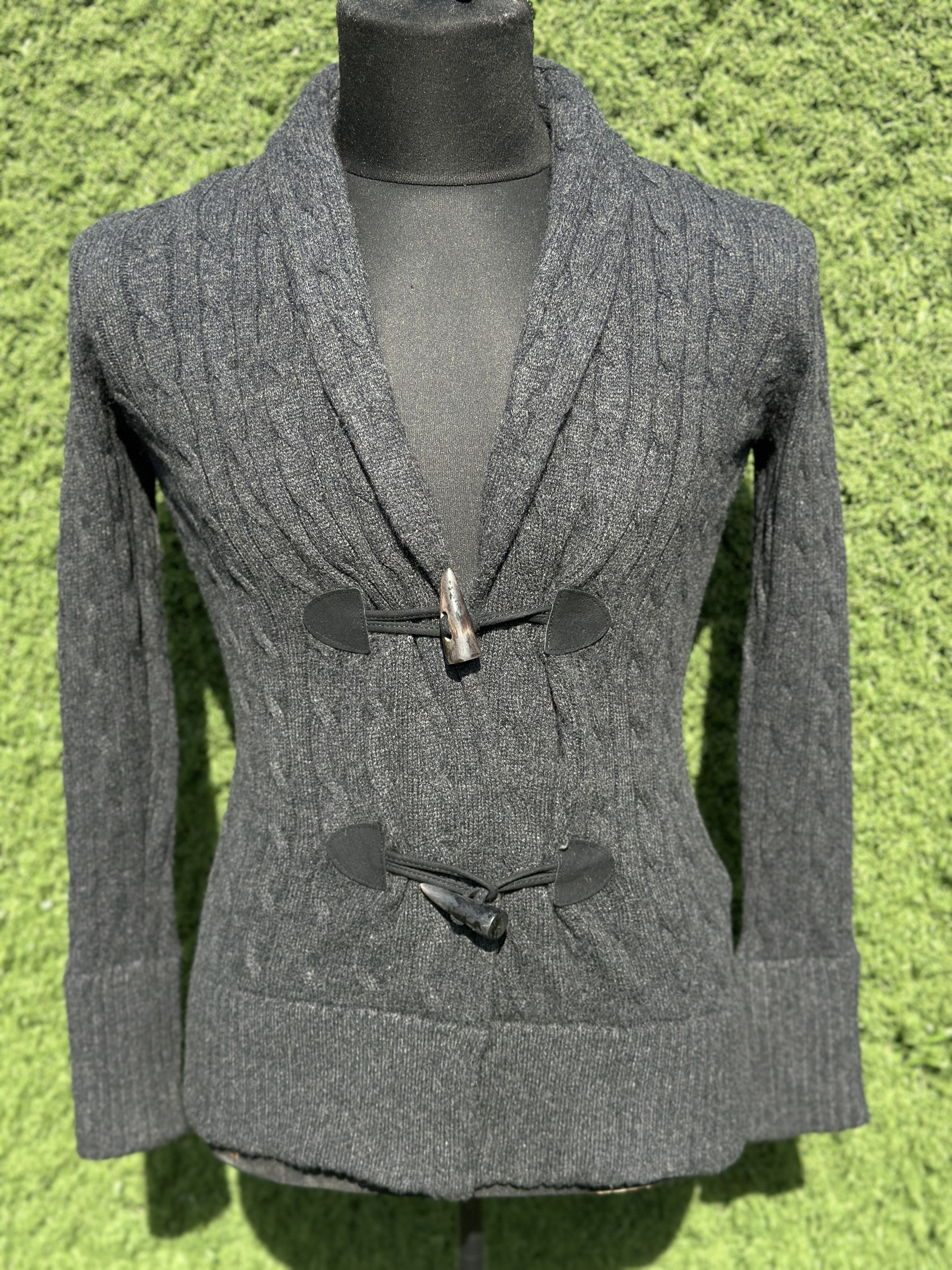Ralph Lauren Black Label Ralph Lauren Black Label Cashmere Toggle Cardigan Size M Size M / US 6-8 / IT 42-44 - 2 Thumbnail
