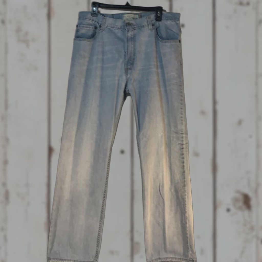 Levi's Levi's 559 Light Wash Relaxed Straight Jeans Mens Size 36x32 Blue American Size US 36 / EU 52 - 1 Thumbnail