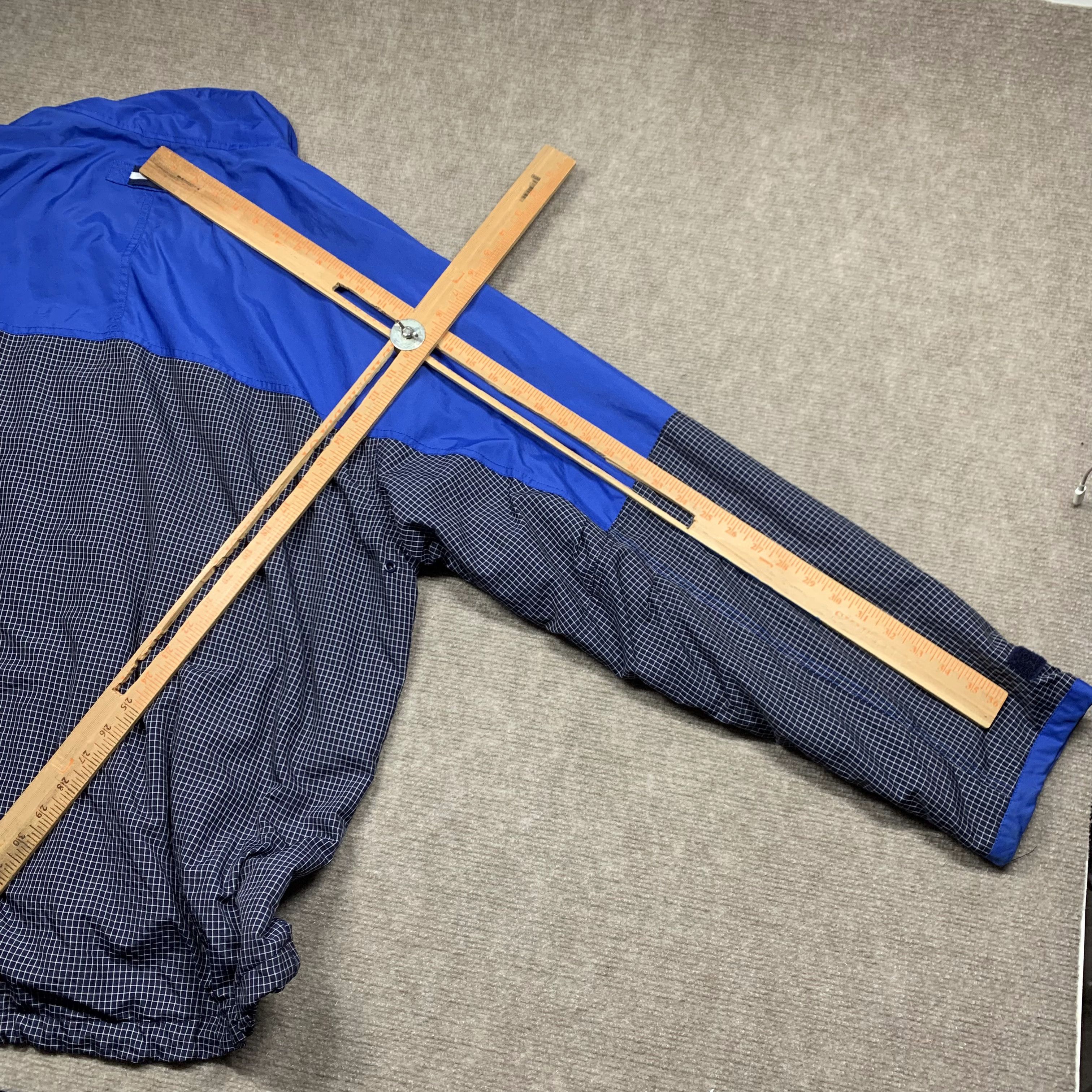 Tommy Hilfiger Vintage Tommy Hilfiger Windbreaker Mens XL Spell Out 90'S Size US XL / EU 56 / 4 - 14 Thumbnail