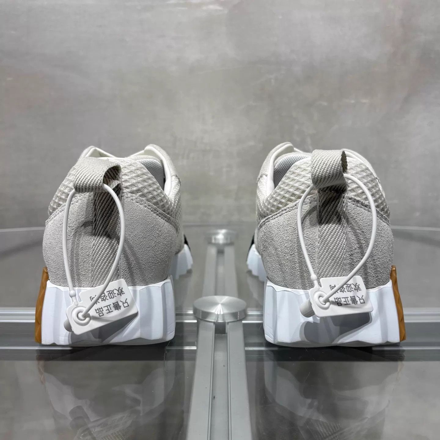 Hermes Hermes Bouncing White Sneaker 37.5 YH25945 Size US 7 / IT 37 - 6 Thumbnail