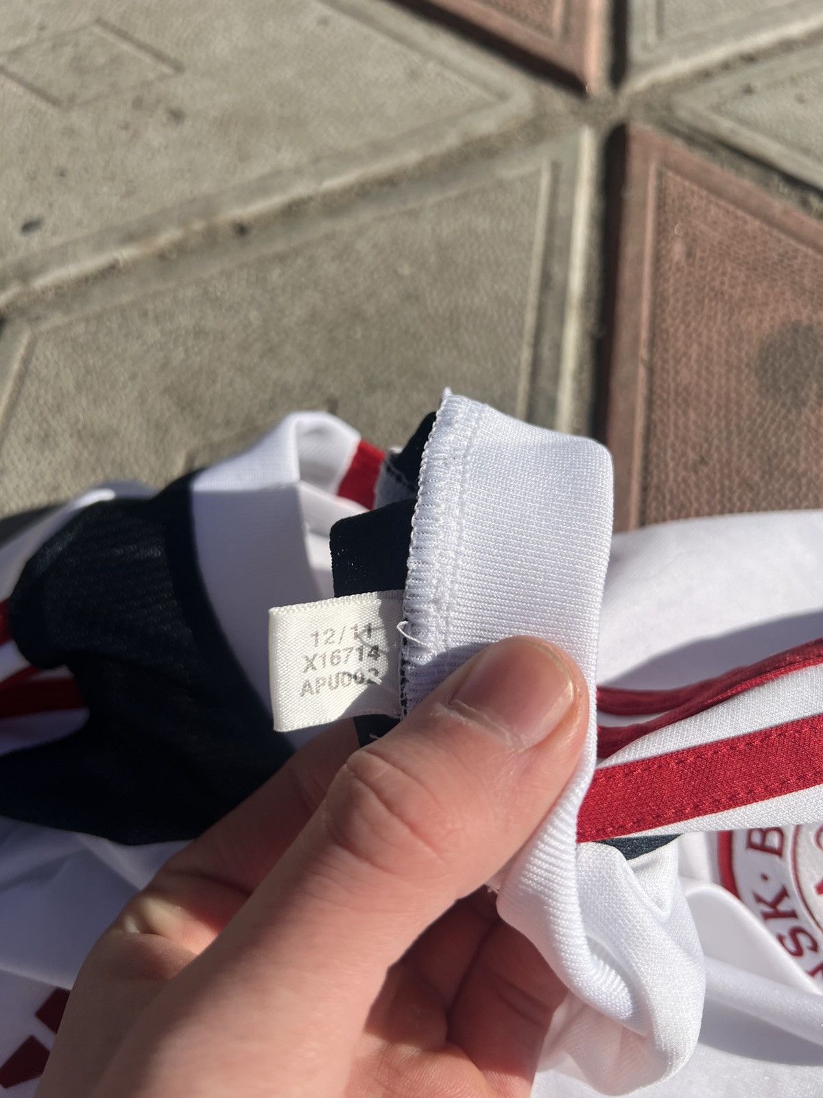 Adidas × Vintage 2011/2012 ADIDAS DENMARK TRAINING FOOTBALL SHIRT SIZE M AOP Size US M / EU 48-50 / 2 - 6 Thumbnail