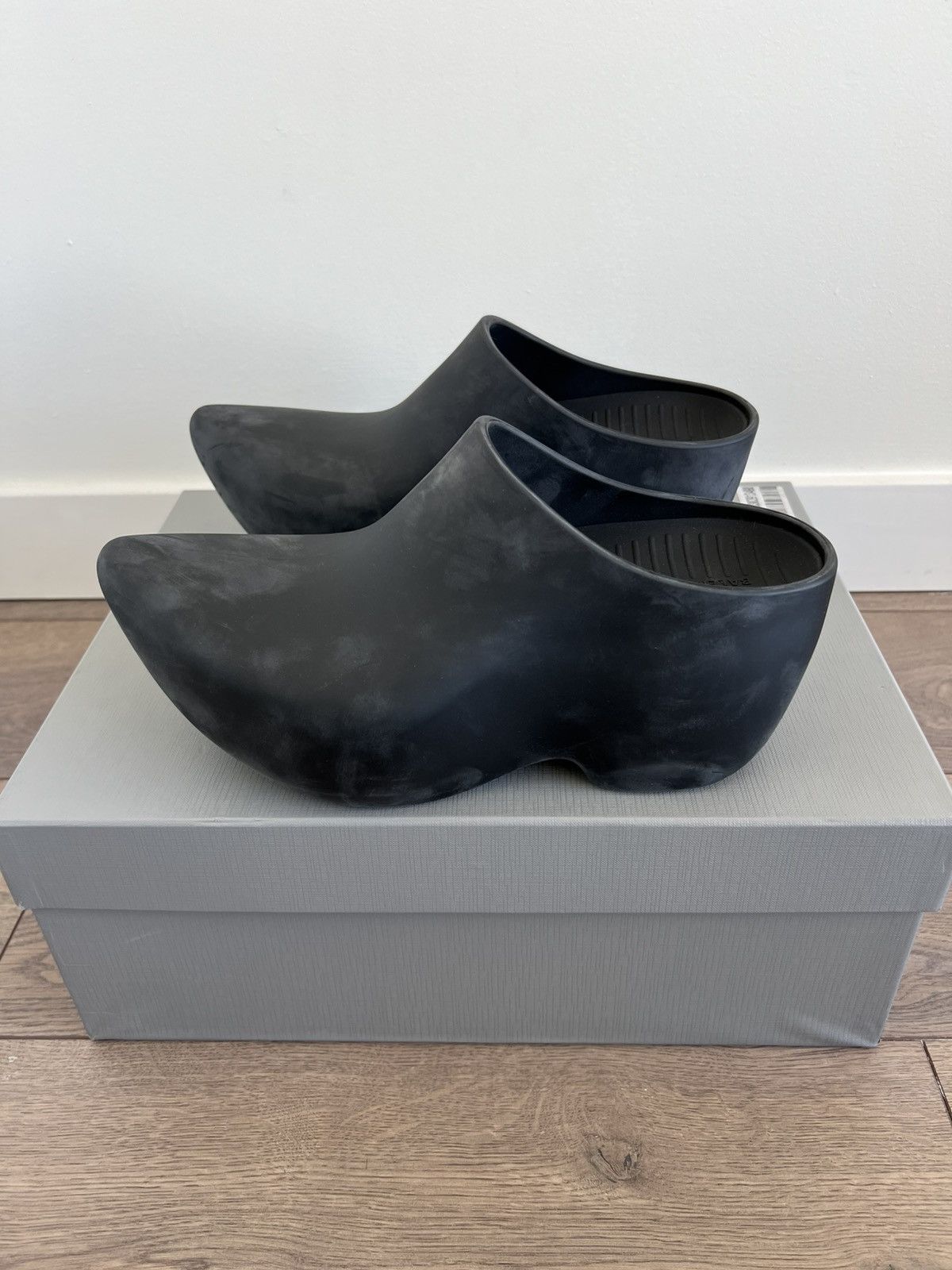 Balenciaga Balenciaga Rubber Technoclog Matte Black 40 Size US 7 / EU 40 - 4 Thumbnail