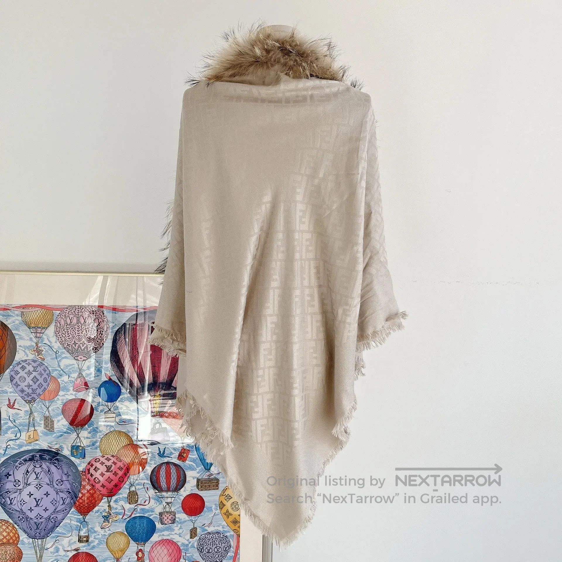 Fendi Fendi Fur Shawl. Size ONE SIZE - 2 Thumbnail