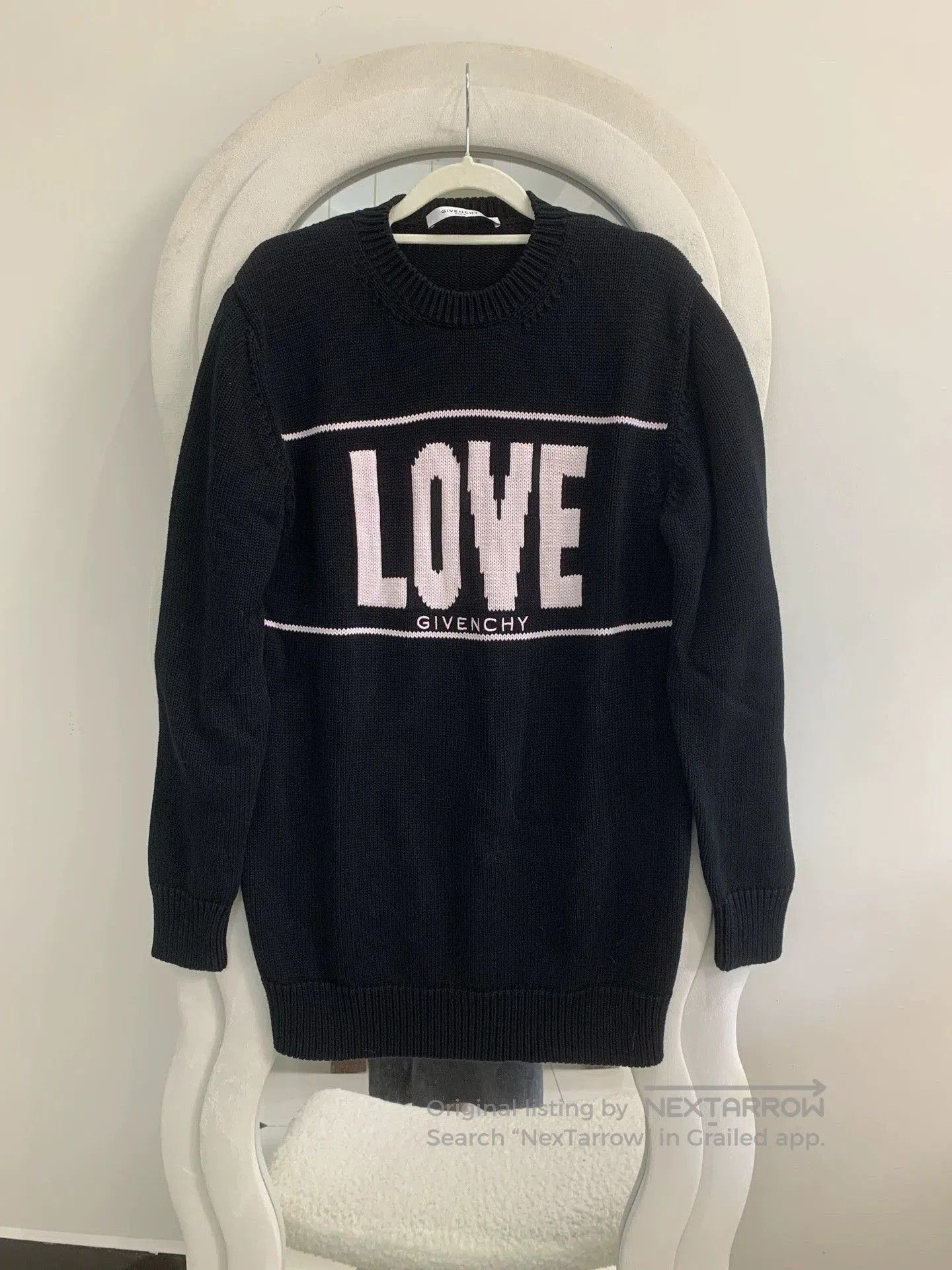 Givenchy Givenchy Women's LOVE Knit Sweater XS. Size US XS / EU 42 / 0 - 1 Thumbnail