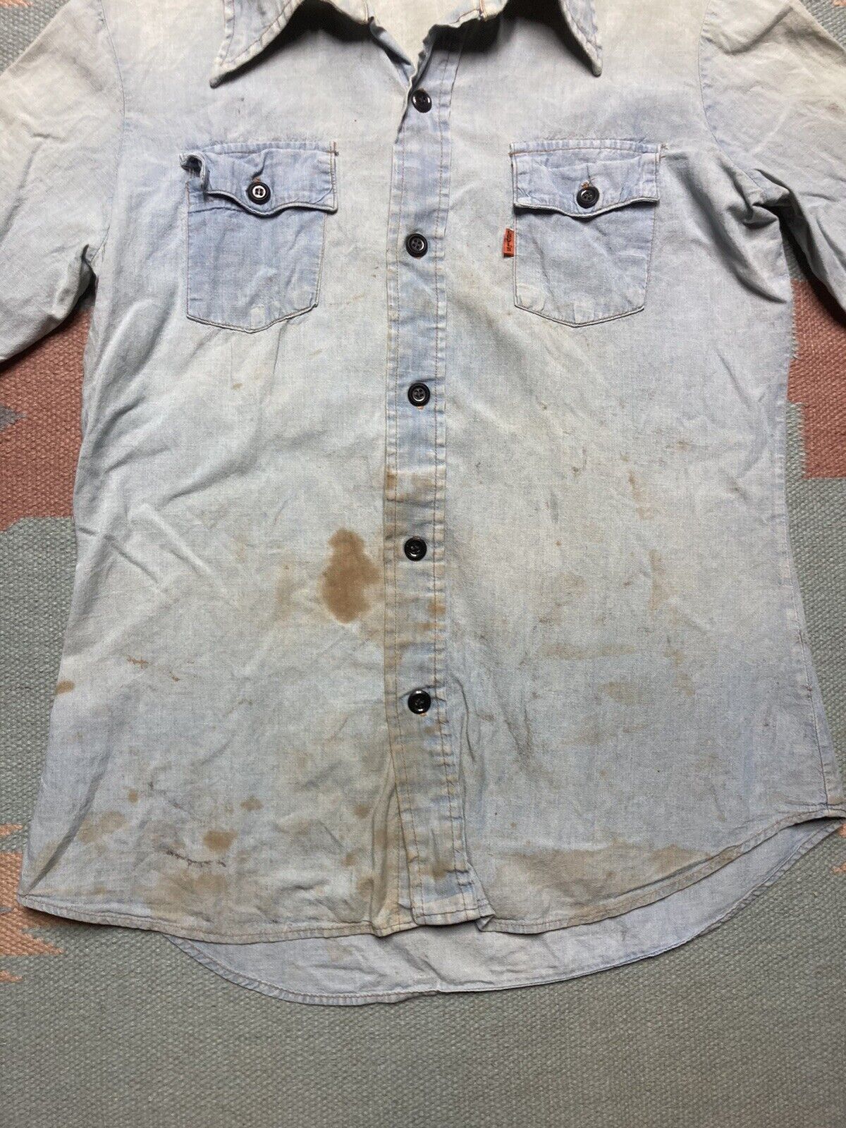 Levi's × Vintage 70s Levi’s chambray shirt orange tab distressed farm medium Size US M / EU 48-50 / 2 - 2 Thumbnail