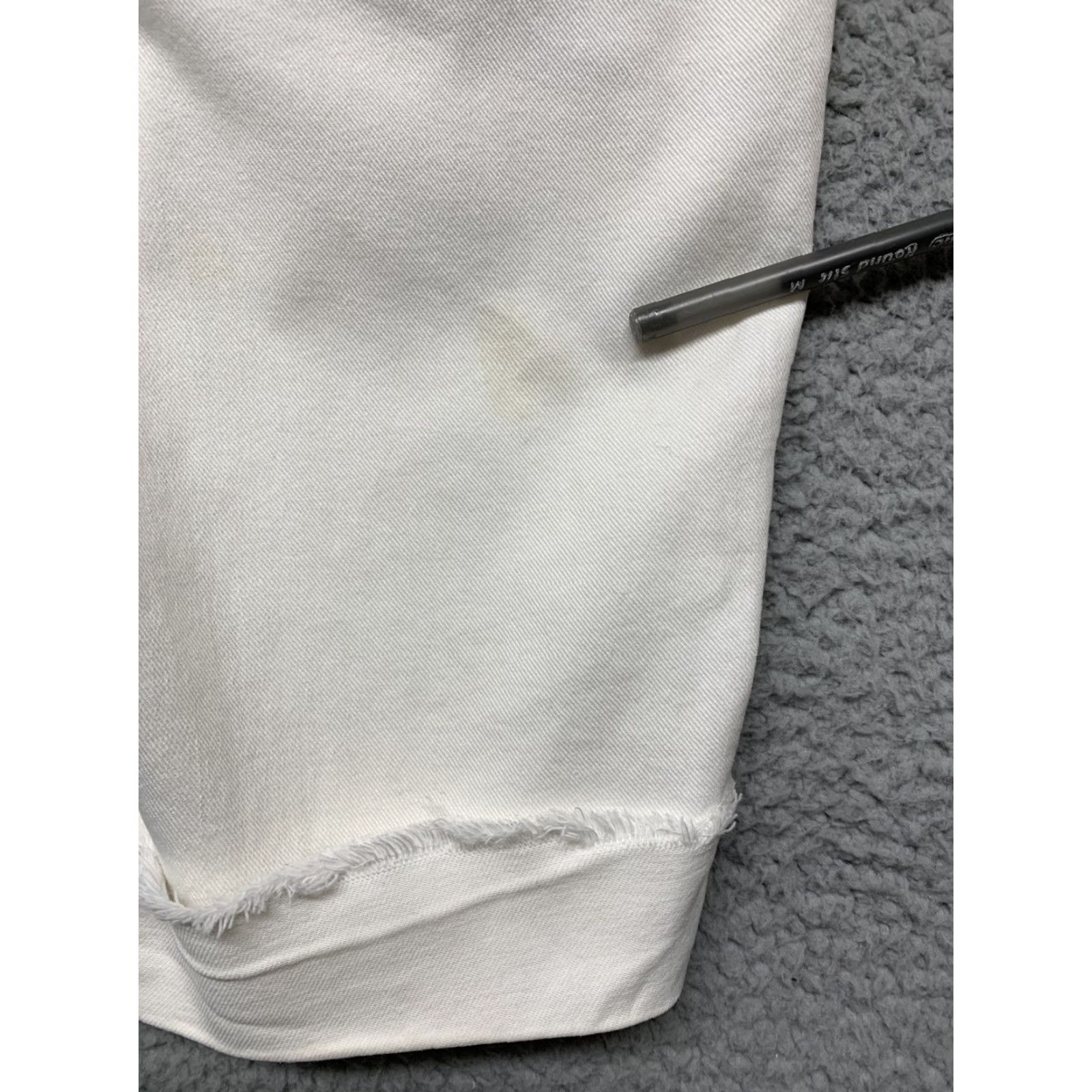 Vintage Nobo Shorts Women's/Junior’s Size 11 White 6 Pockets Gold Stitching-Back Pockets Shirt Size 32" / US 10 / IT 46 - 7 Thumbnail