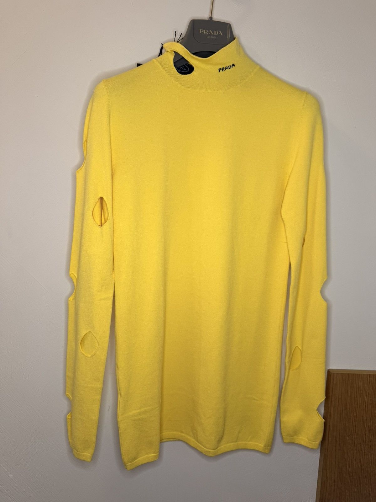 Prada NWT Prada Yellow Openwork Viscose Turtleneck Logo Top Sz 44 Size M / US 6-8 / IT 42-44 - 5 Thumbnail