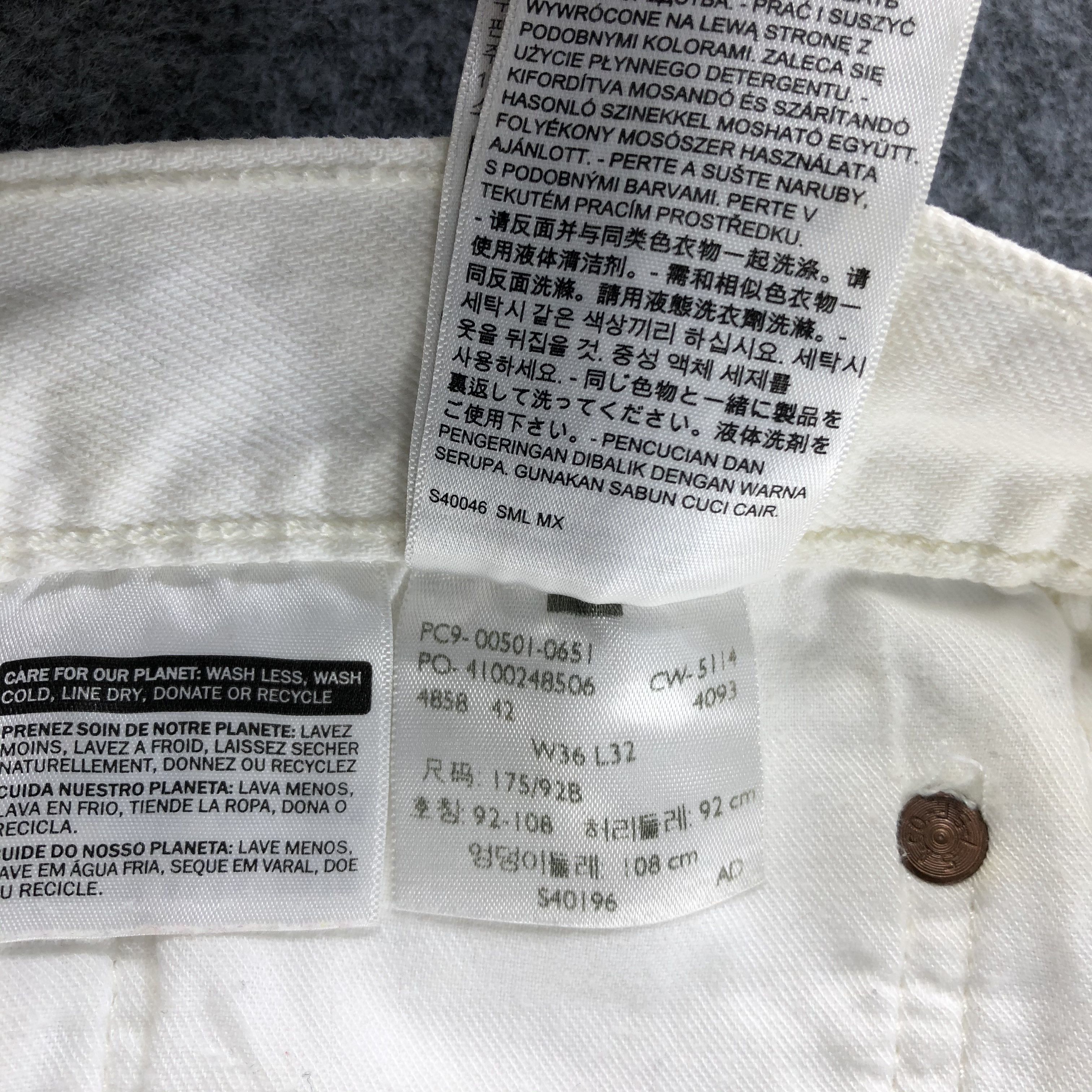 Levi's Vintage Levis 501 Jeans-JM2031A Size US 39 - 11 Thumbnail
