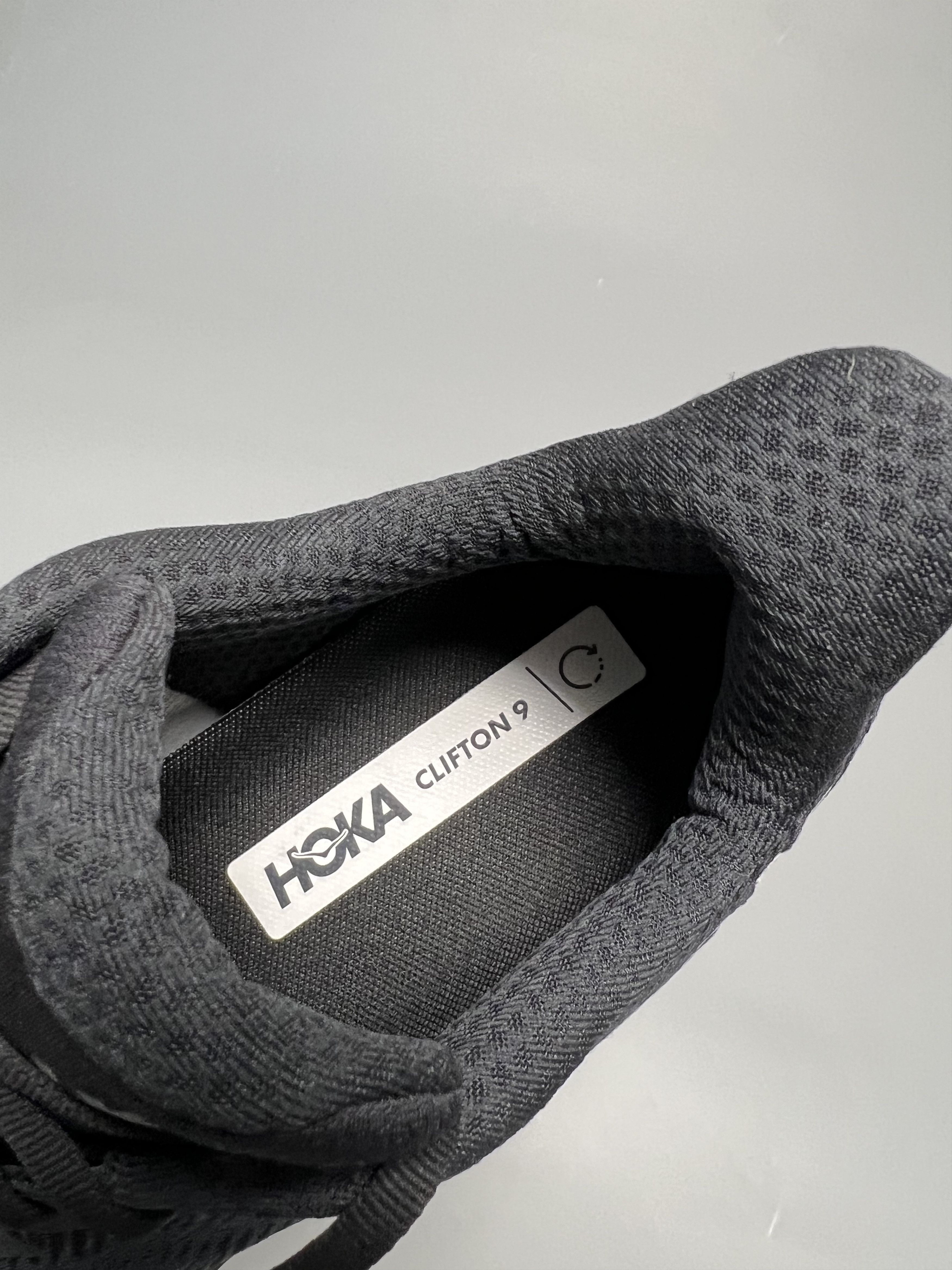 Hoka 11D Hoka One One Clifton 9 GTX Gore-Tex Running Shoes Size US 11 / EU 44 - 9 Thumbnail