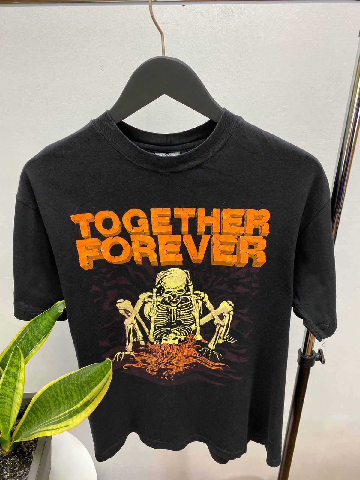 Vintage Vintage Forever Together Skeletons Love T Shirt Size US L / EU 52-54 / 3 - 4 Thumbnail