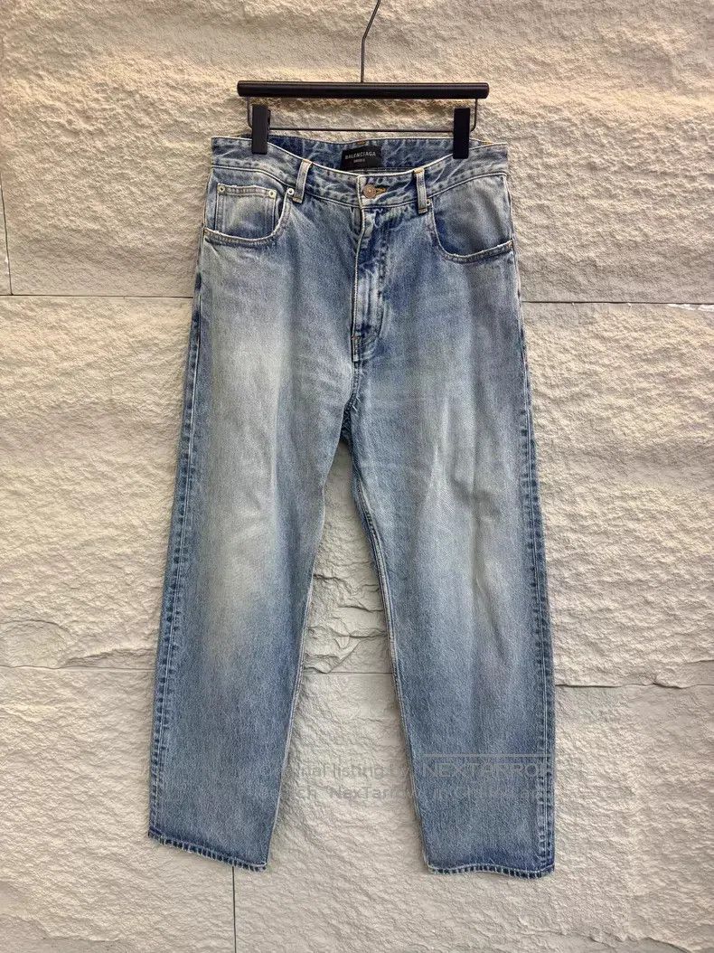 Balenciaga Balenciaga size S Ice Blue Washed Mid-Waist Denim Pants Size US 27 - 1 Thumbnail