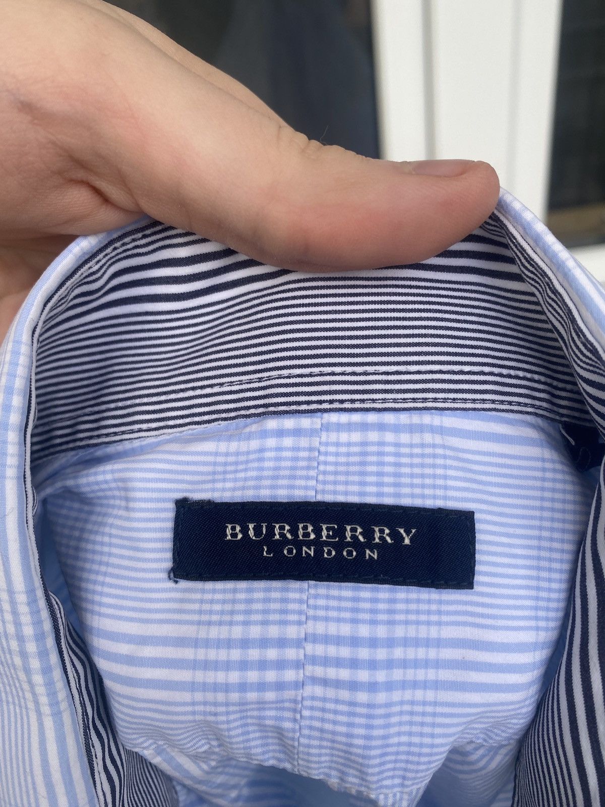 Burberry Burberry Luxury elegegance tartan shirt button up Size US L / EU 52-54 / 3 - 2 Thumbnail