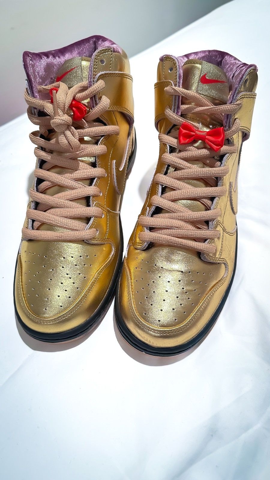 image of Nike Sb Dunk High Qs Metallic Gold/black Shoes, Men's (Size 11)
