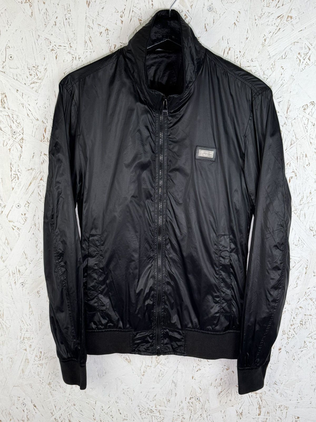 Dolce & Gabbana Dolce & Gabbana Metal Logo Lightweight Jacket Black Size 44 Size US S / EU 44-46 / 1 - 1 Thumbnail