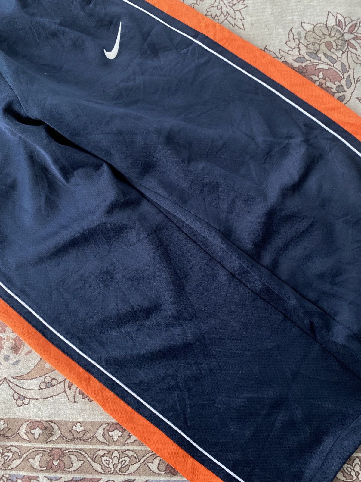 Carhartt Wip × Nike VINTAGE NIKE 90S BAGGY NYLON WIDE LEG SWOOSH TRACK PANTS Y2K Size US 26 / EU 42 - 7 Thumbnail
