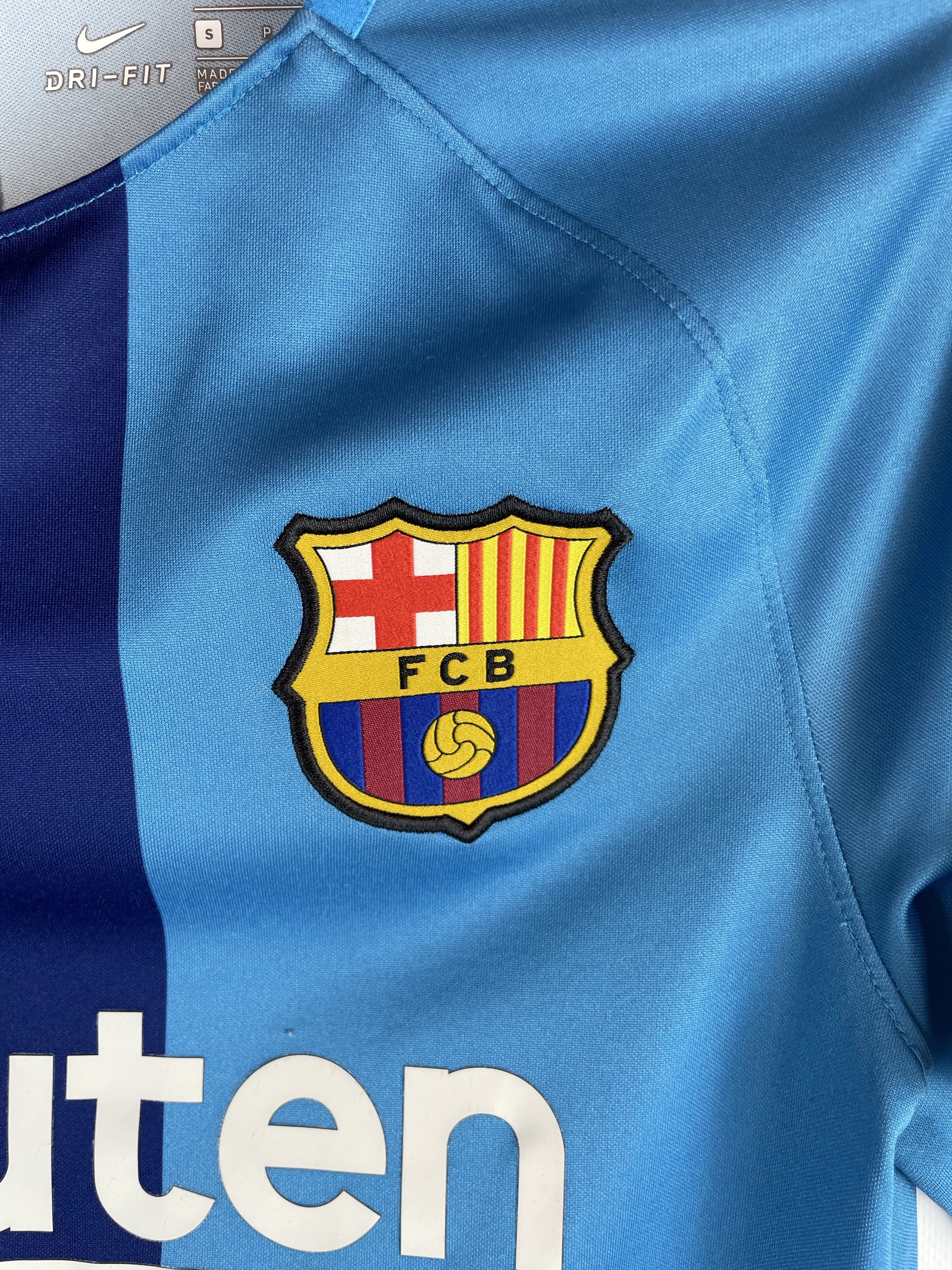 Other Vintage Nike FC Barcelona T-shirt soccer jersey Size US S / EU 44-46 / 1 - 7 Thumbnail
