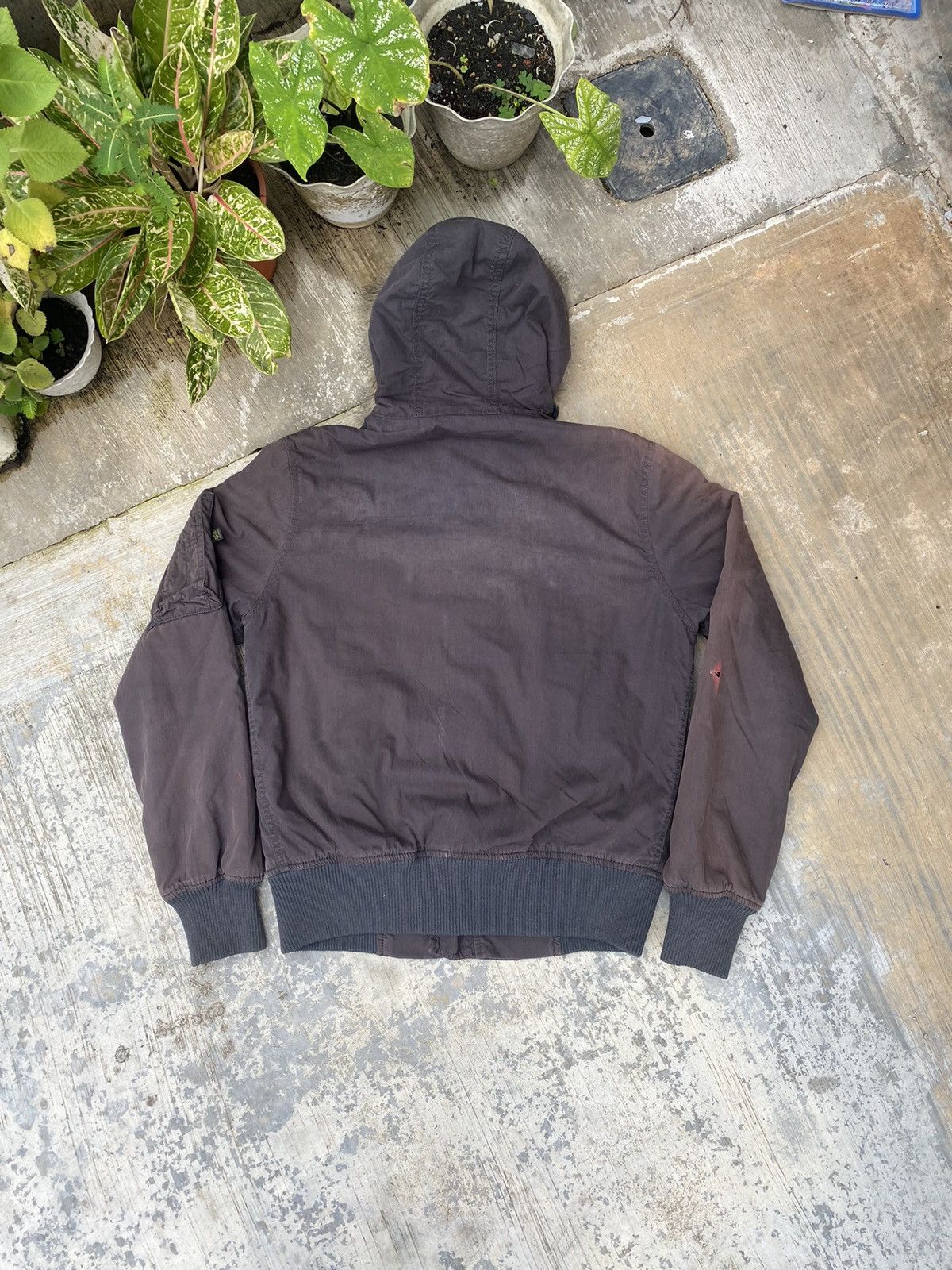 Alpha Industries Distressed Alpha Industries Bombers Jacket Size M / US 6-8 / IT 42-44 - 2 Thumbnail