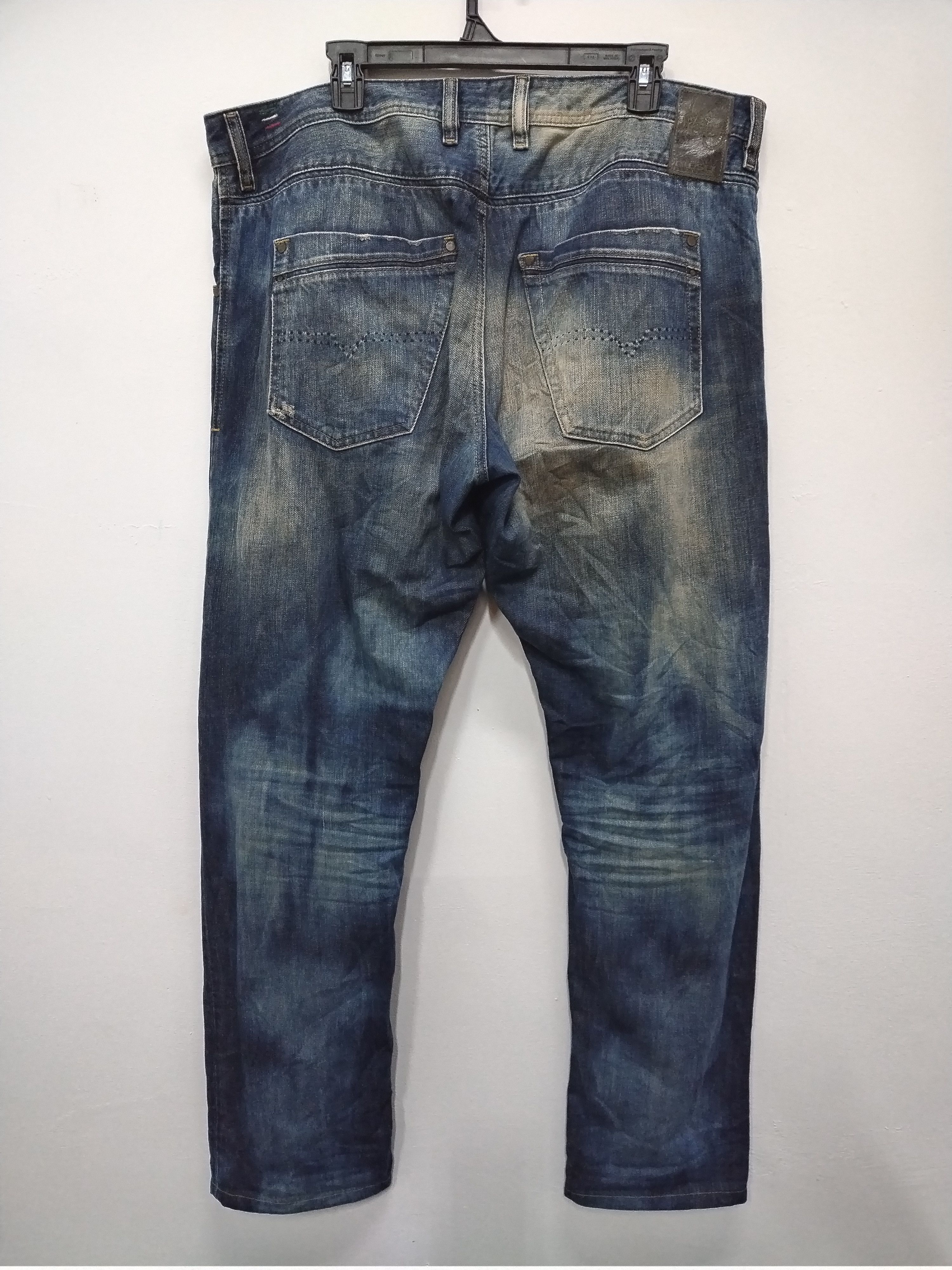Diesel 🔥💥Crazy cool Diesel distressed regular slim carrot Jean Size US 38 / EU 54 - 2 Thumbnail