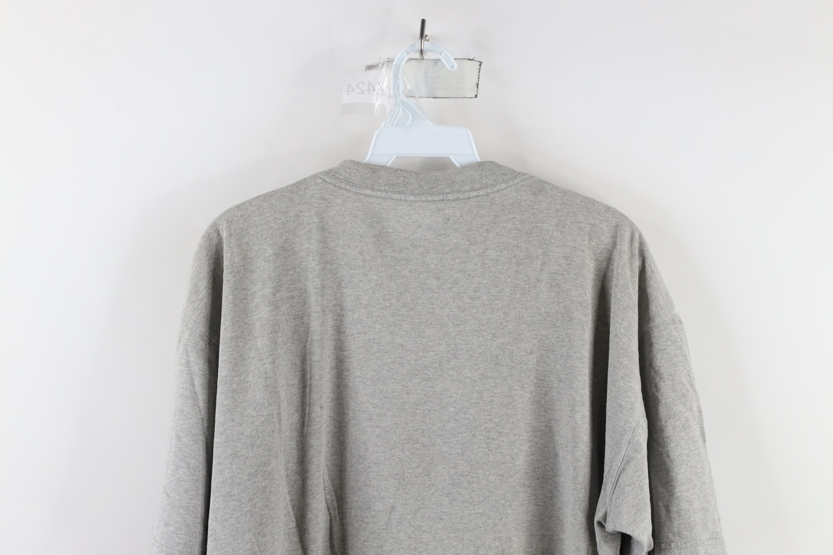 Vintage Vintage 90s Streetwear Short Sleeve T-Shirt Heather Gray Size US L / EU 52-54 / 3 - 7 Thumbnail