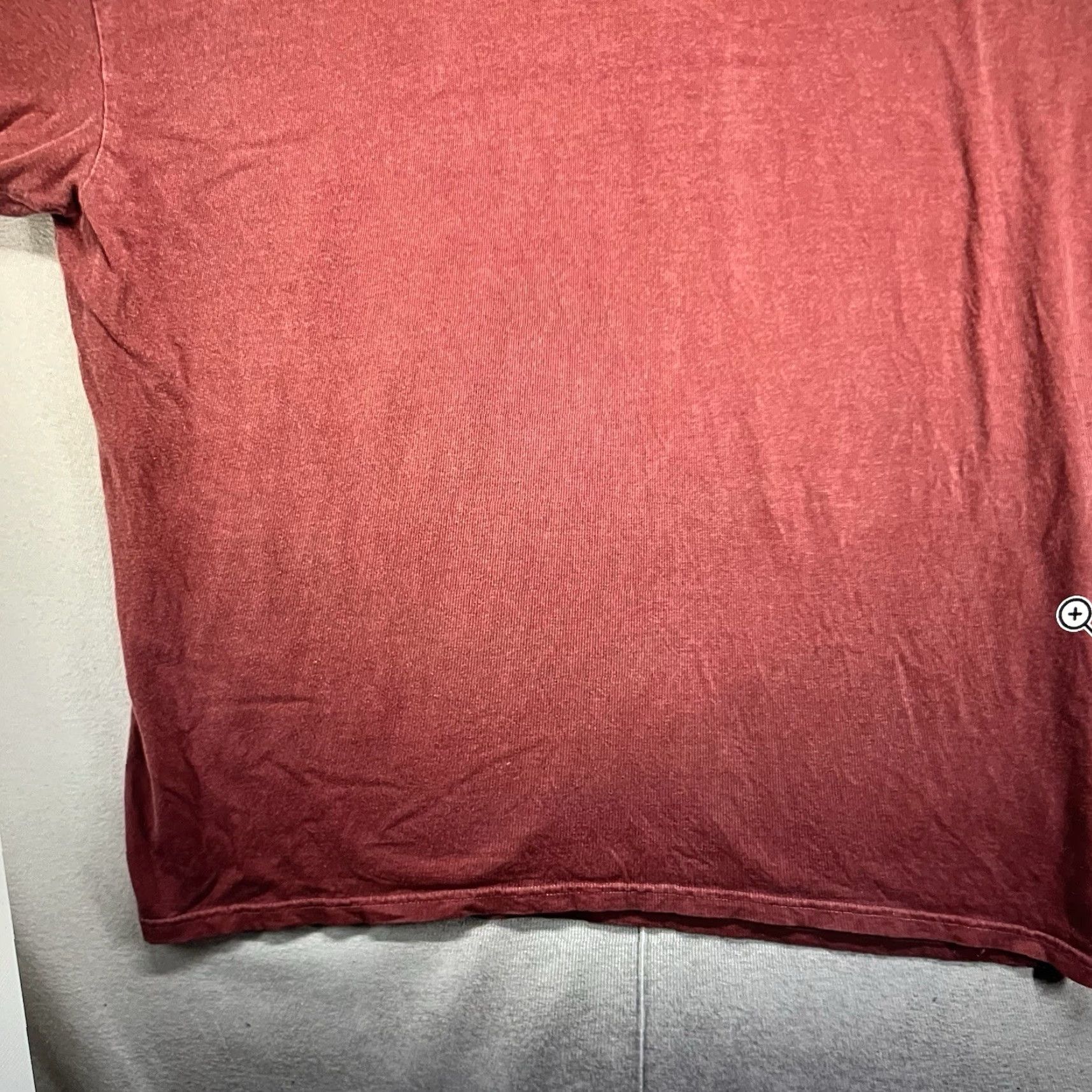 Vintage Vintage Salty Old Dog Perkins Cove T-Shirt Men 2XL Crew Neck Graphic Print Red Cotton Nautical Retro Size US XXL / EU 58 / 5 - 7 Thumbnail