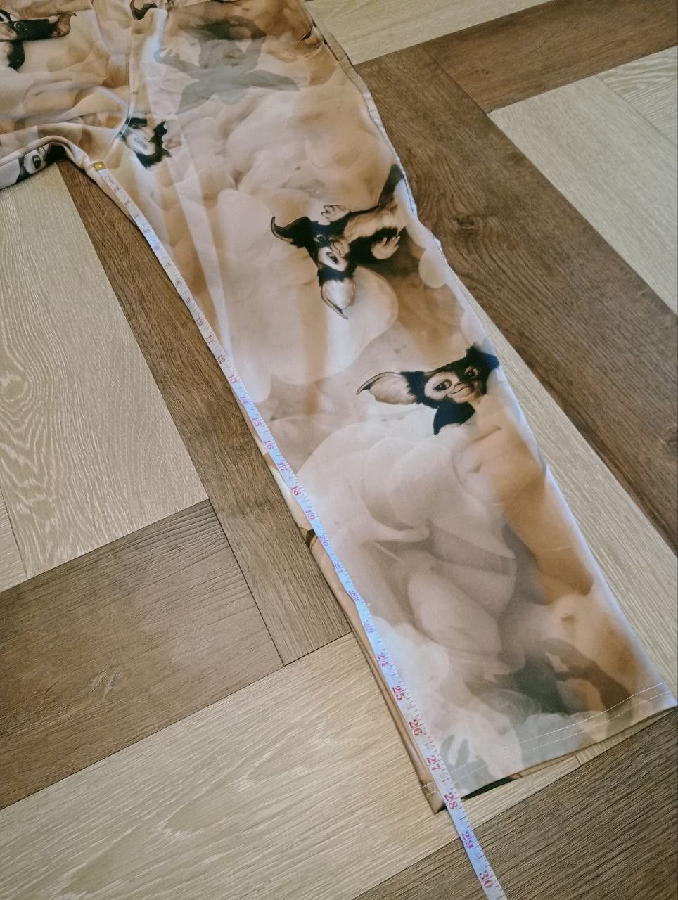 Japanese Brand MILKBOY JAPAN X GREMLINS WARNER BROS SWEATPANTS Size US 31 - 11 Thumbnail