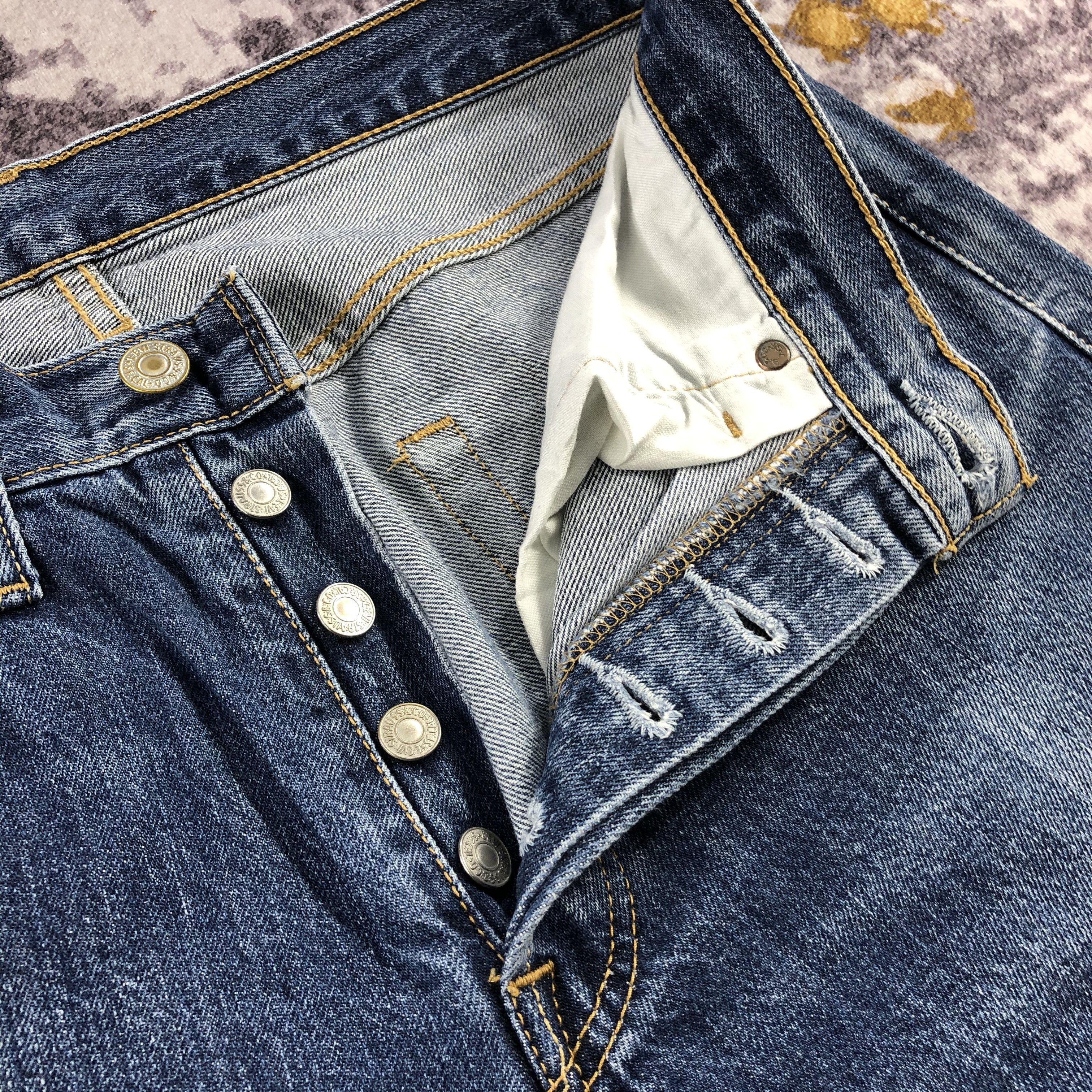 Levi's × Vintage 90s Vintage Blue Wash Levis 501 Jeans-JM2742 Size US 31 - 9 Thumbnail