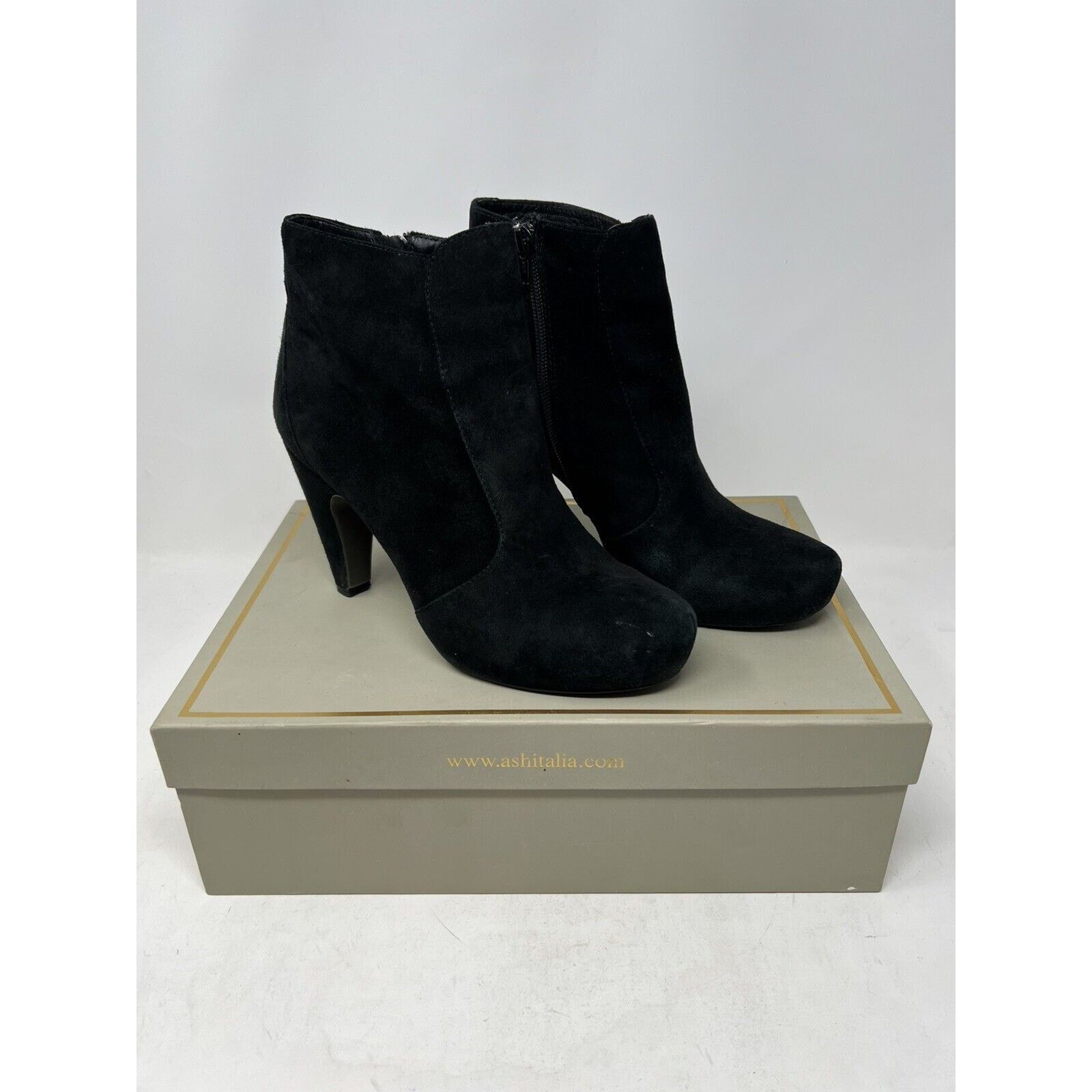 ASH ASH Italia Ankle Kid Suede Tess Boots 49191 EUC Size 39 Size US 8.5 / IT 38.5 - 2 Thumbnail
