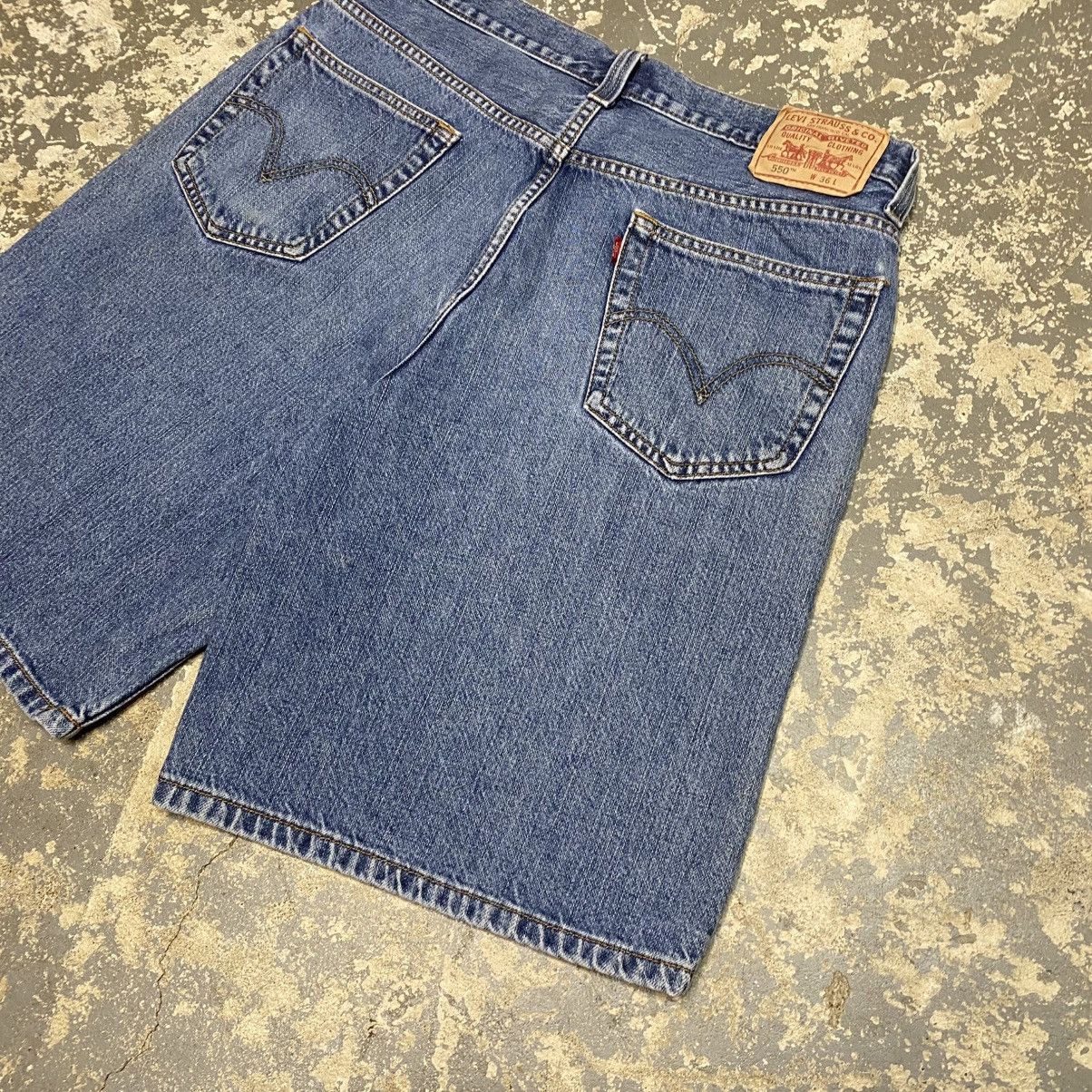 Levi's × Vintage Vintage Levi’s 550 Blue Denim Jean Shorts Jorts Y2K Size US 35 - 3 Thumbnail