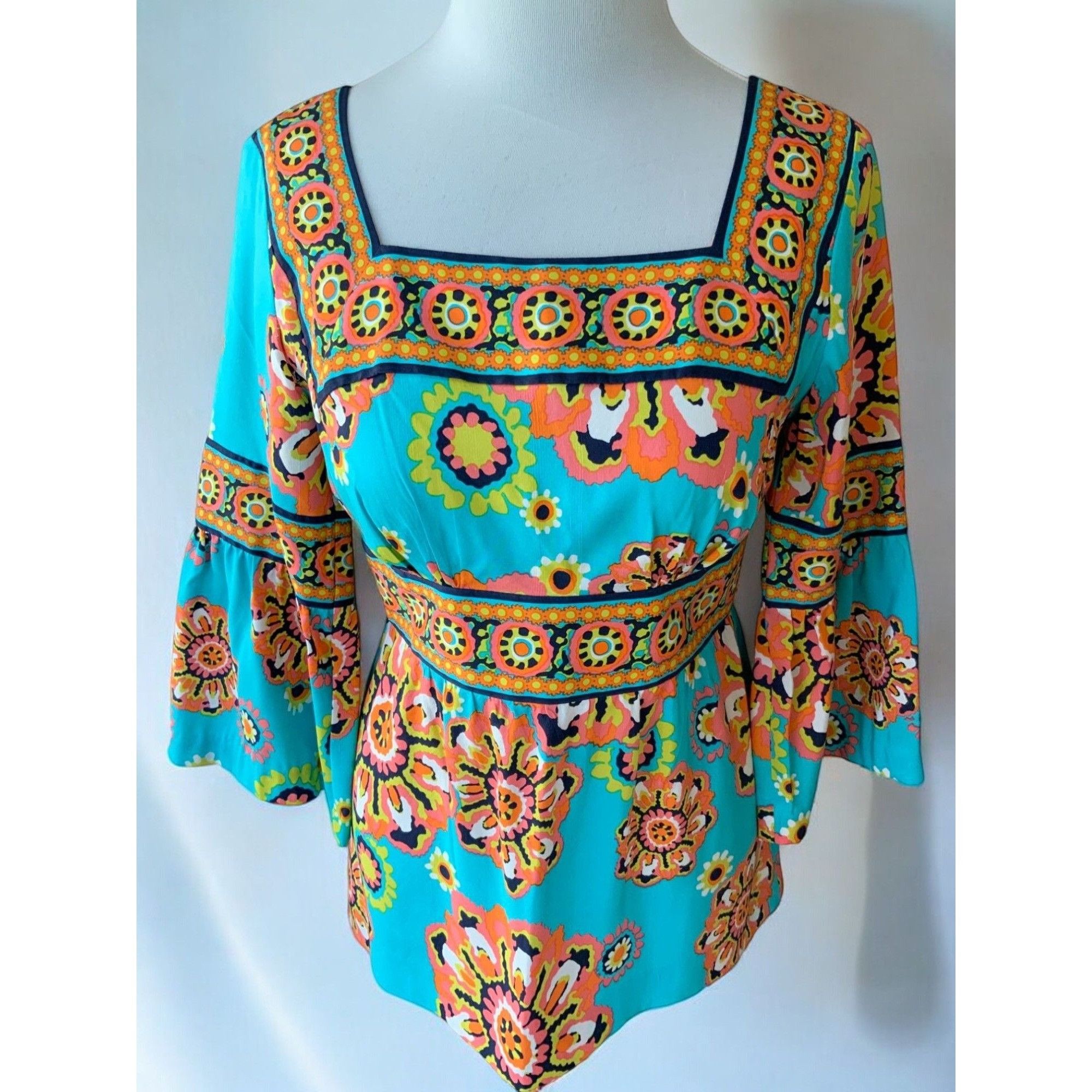 Trina Turk Trina Turk Silk Turquoise Gypsy Medallion Blouse 4 Size S / US 4 / IT 40 - 9 Thumbnail