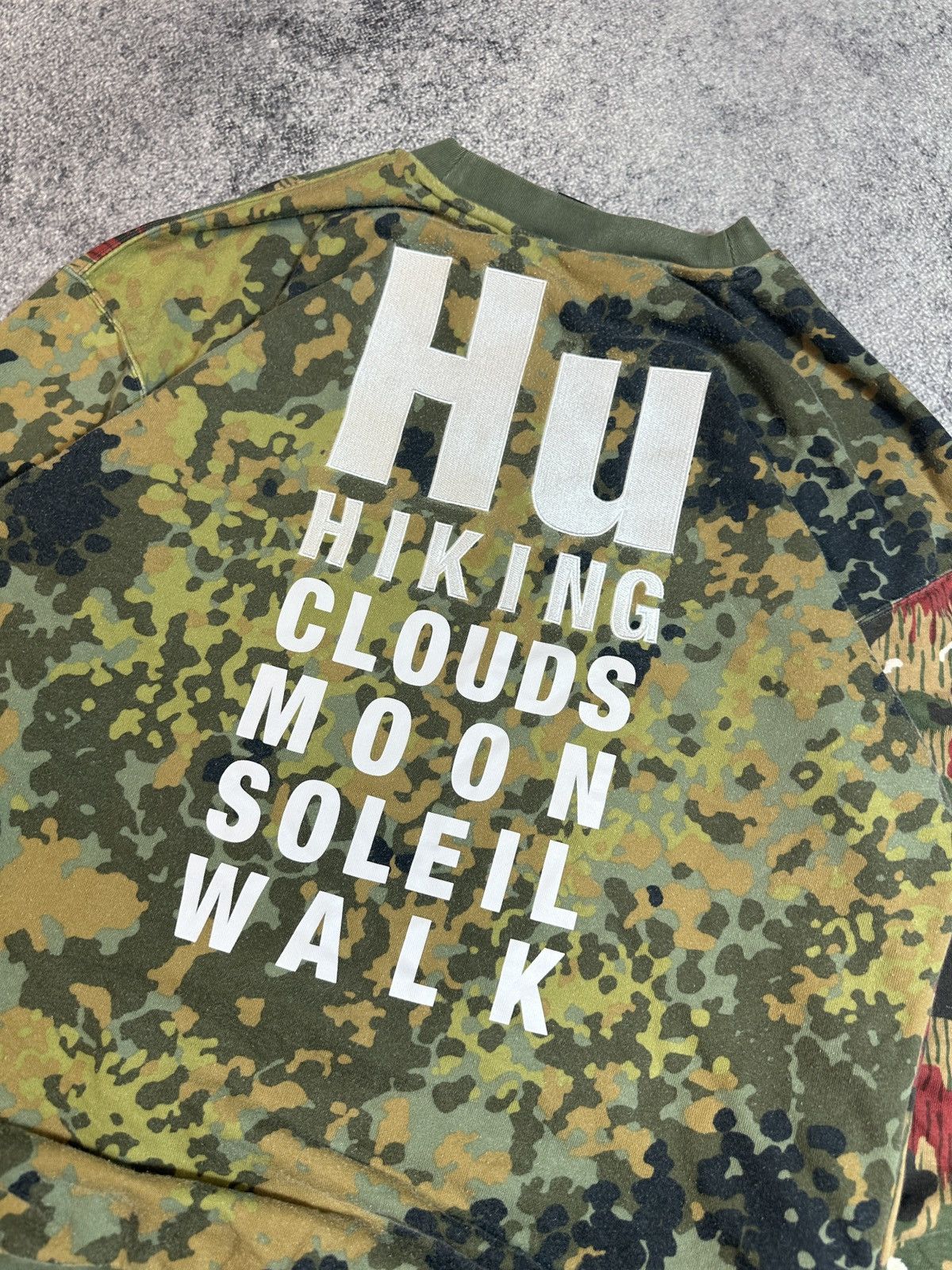 Adidas × Pharrell Hu Adidas Pharrell Williams Camo Sweatshirt Streetwear M Size US M / EU 48-50 / 2 - 2 Thumbnail