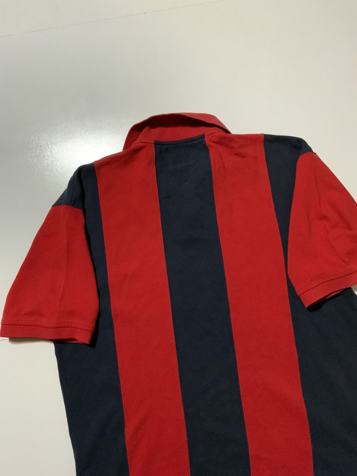 Tommy Hilfiger × Vintage Vintage Tommy Hilfiger Vertical Striped Rugby Polo Shirt Size US XL / EU 56 / 4 - 4 Thumbnail
