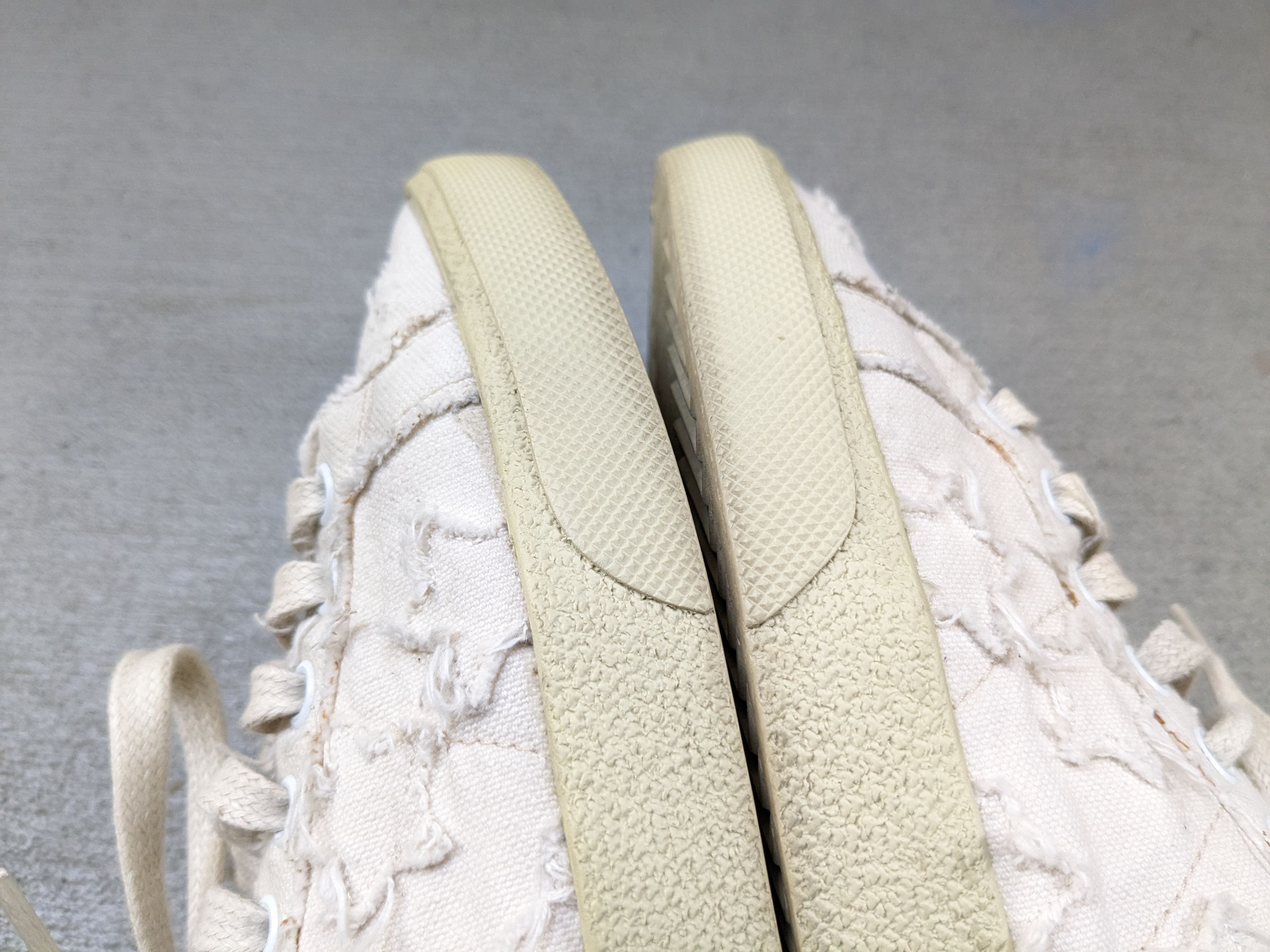 Saint Laurent Paris Saint Laurent SL06 7 40 White Canvas Stars SLP Low Tops Size US 7 / EU 40 - 9 Thumbnail