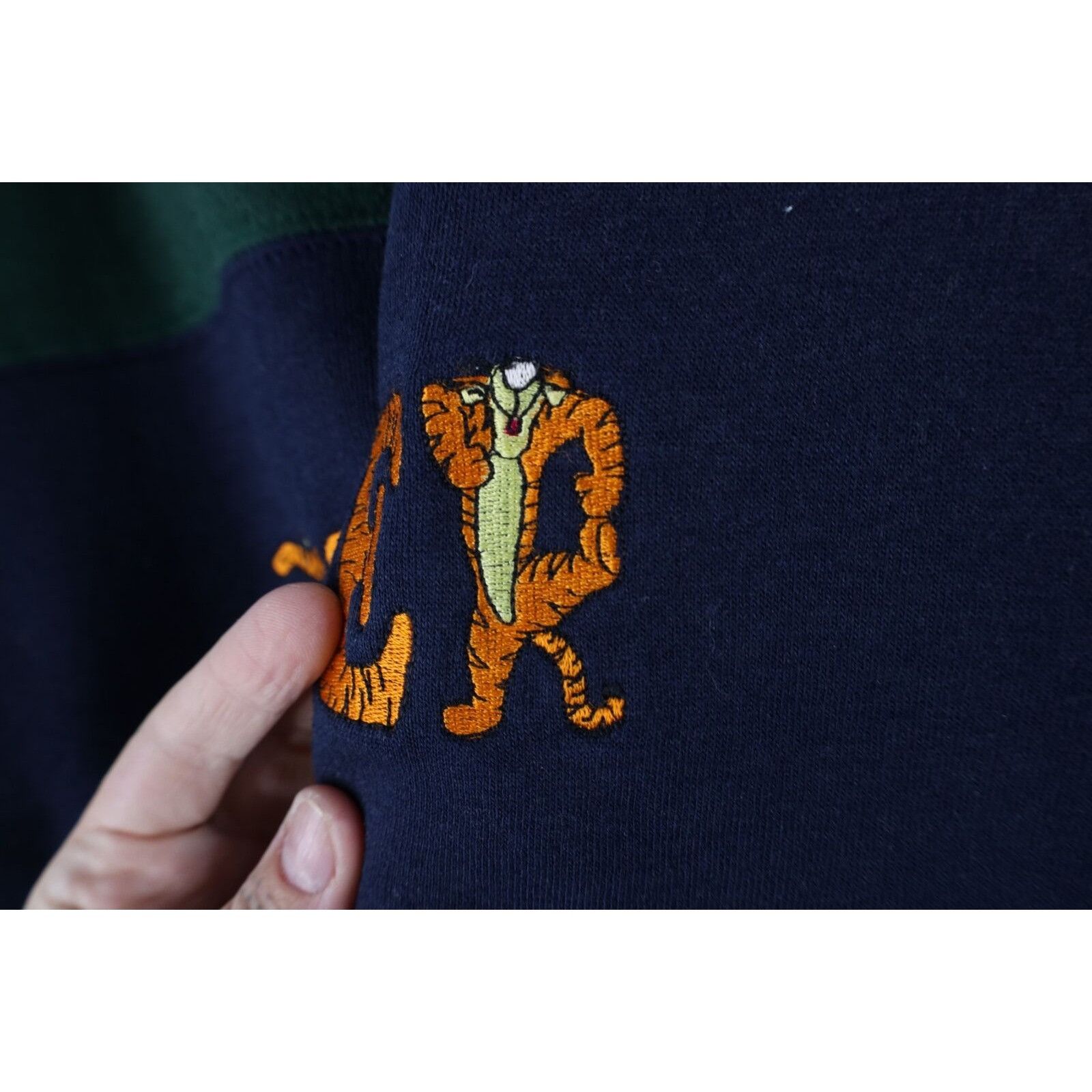 Disney × Vintage Vintage 90s Disney Faded Winnie the Pooh Tigger Sweatshirt Size XL / US 12-14 / IT 48-50 - 6 Thumbnail