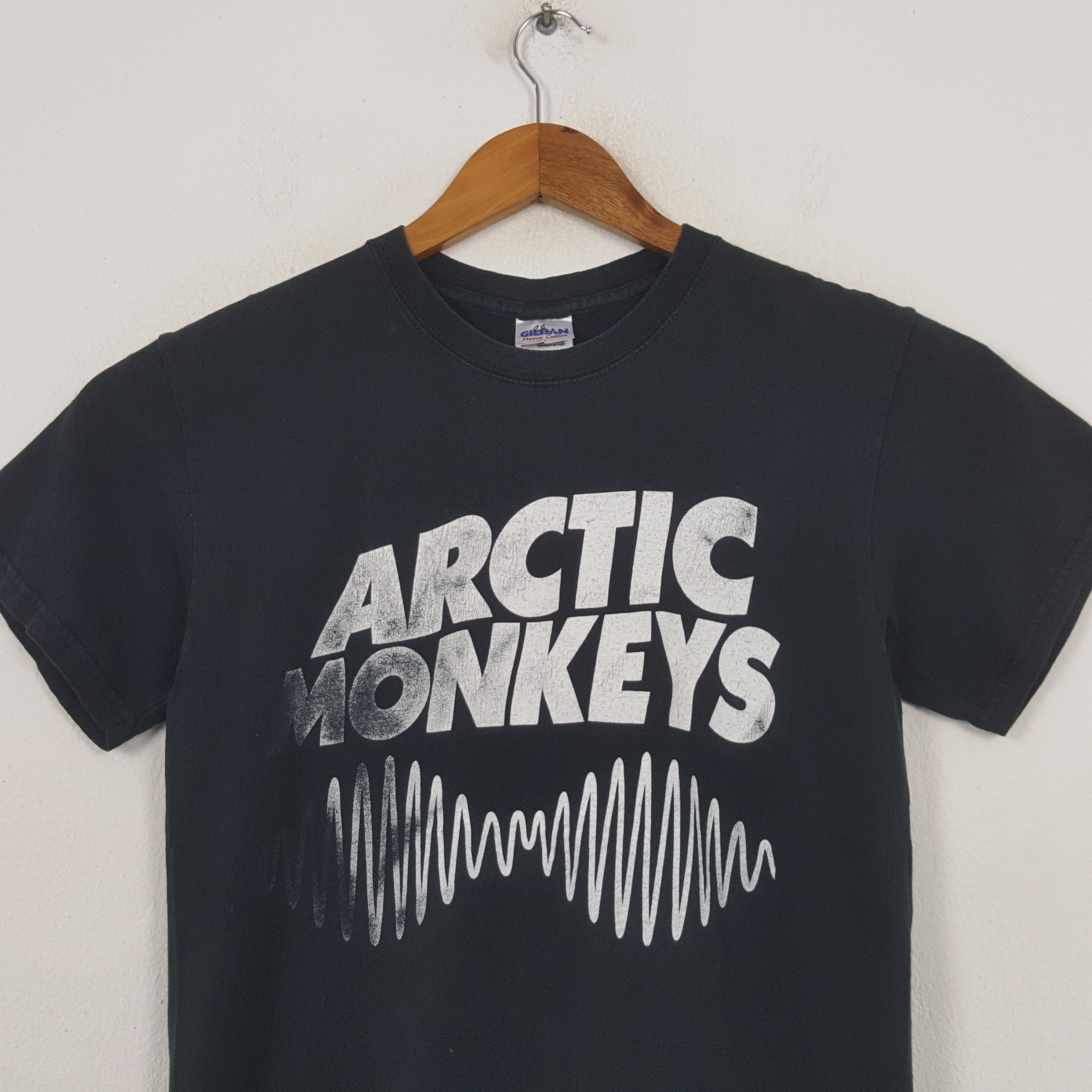 Band Tees Vintage Artic Monkeys English Rock Band T-shirt RR4 Size US S / EU 44-46 / 1 - 2 Thumbnail