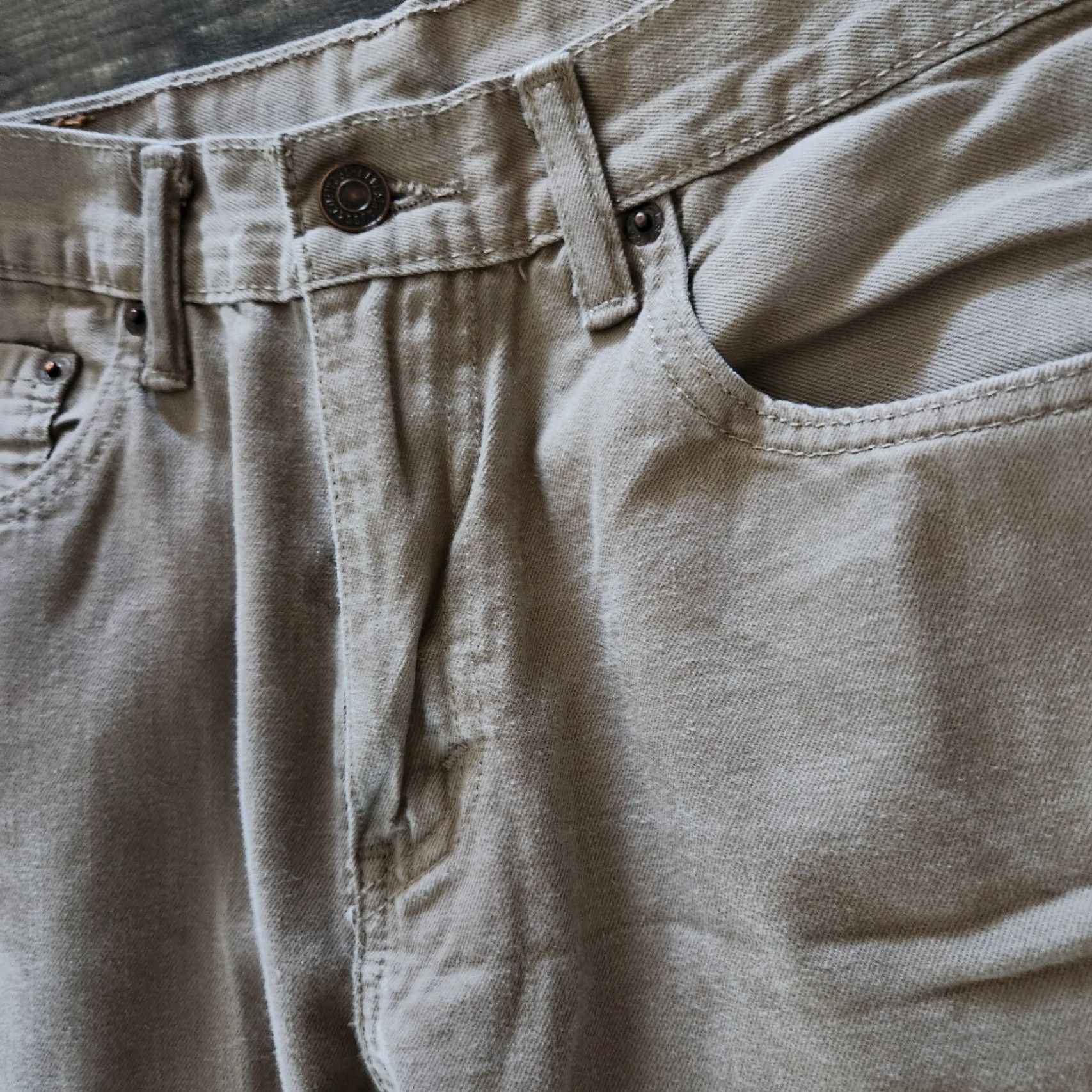 Levi's Levi's 505 Jeans Men's 30x32 Tan Denim Straight Leg White Tag 5-Pocket Relaxed Fit Belt Loops Size US 30 / EU 46 - 4 Thumbnail
