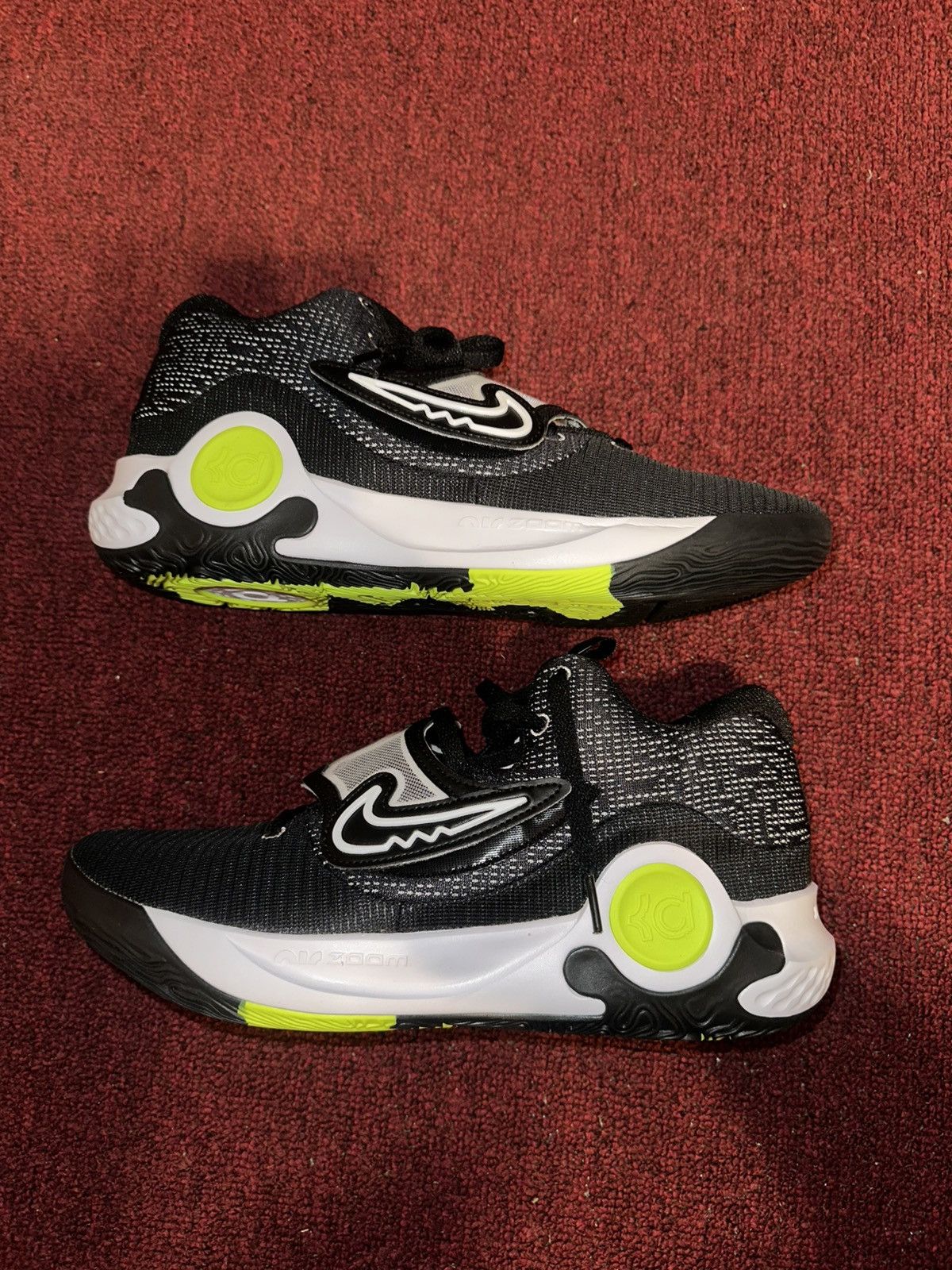 Other KD trey 5 x Size US 12.5 / EU 45-46 - 1 Thumbnail