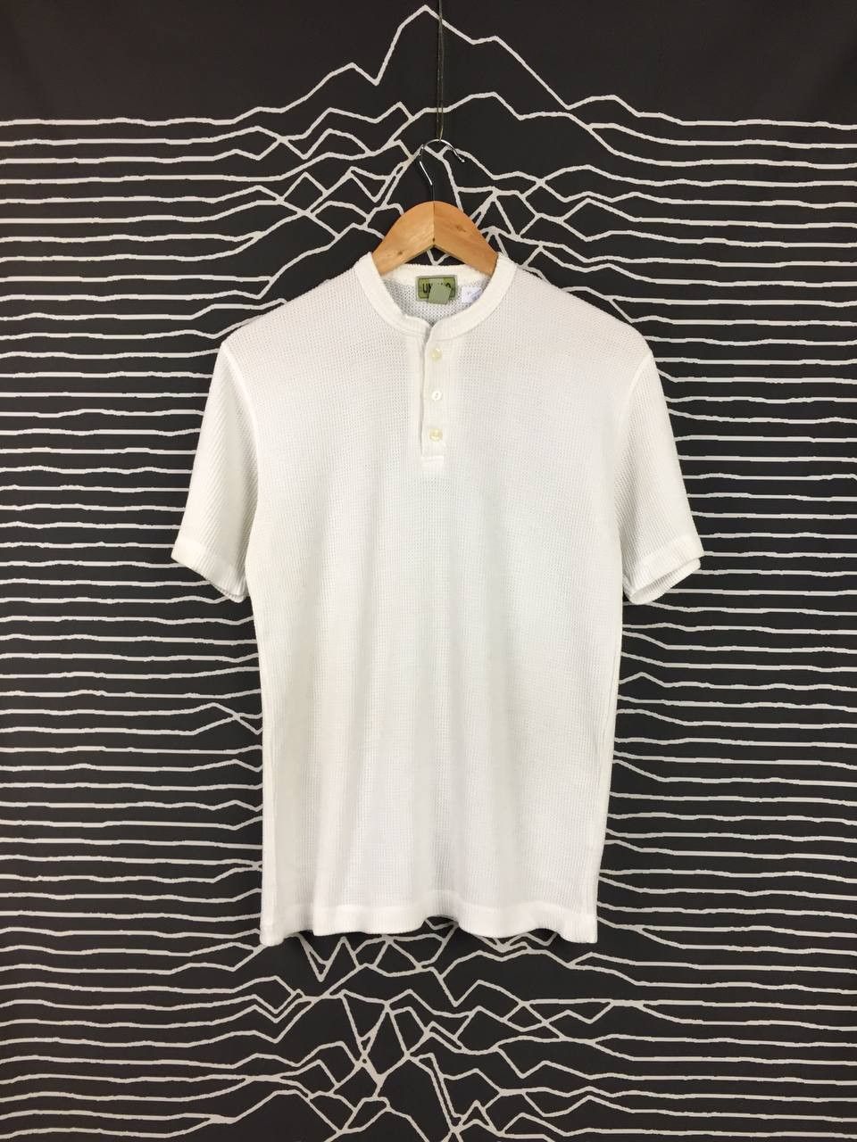Uniqlo Vtg Uniqlo Plain Essential Waffle Hanley Neck Tee Size US M / EU 48-50 / 2 - 1 Thumbnail