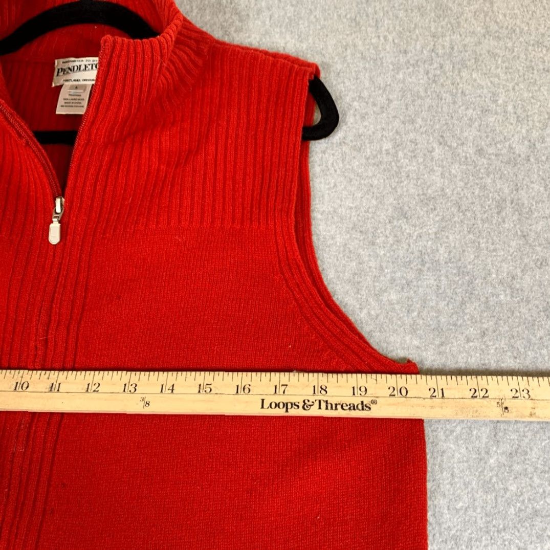 Pendleton Pendleton Vest Womens Size L 100% Lambs Wool Red Zip Front Ribbed Sweter Vest Red Seller: Pendleton Size L / US 10 / IT 46 - 4 Thumbnail