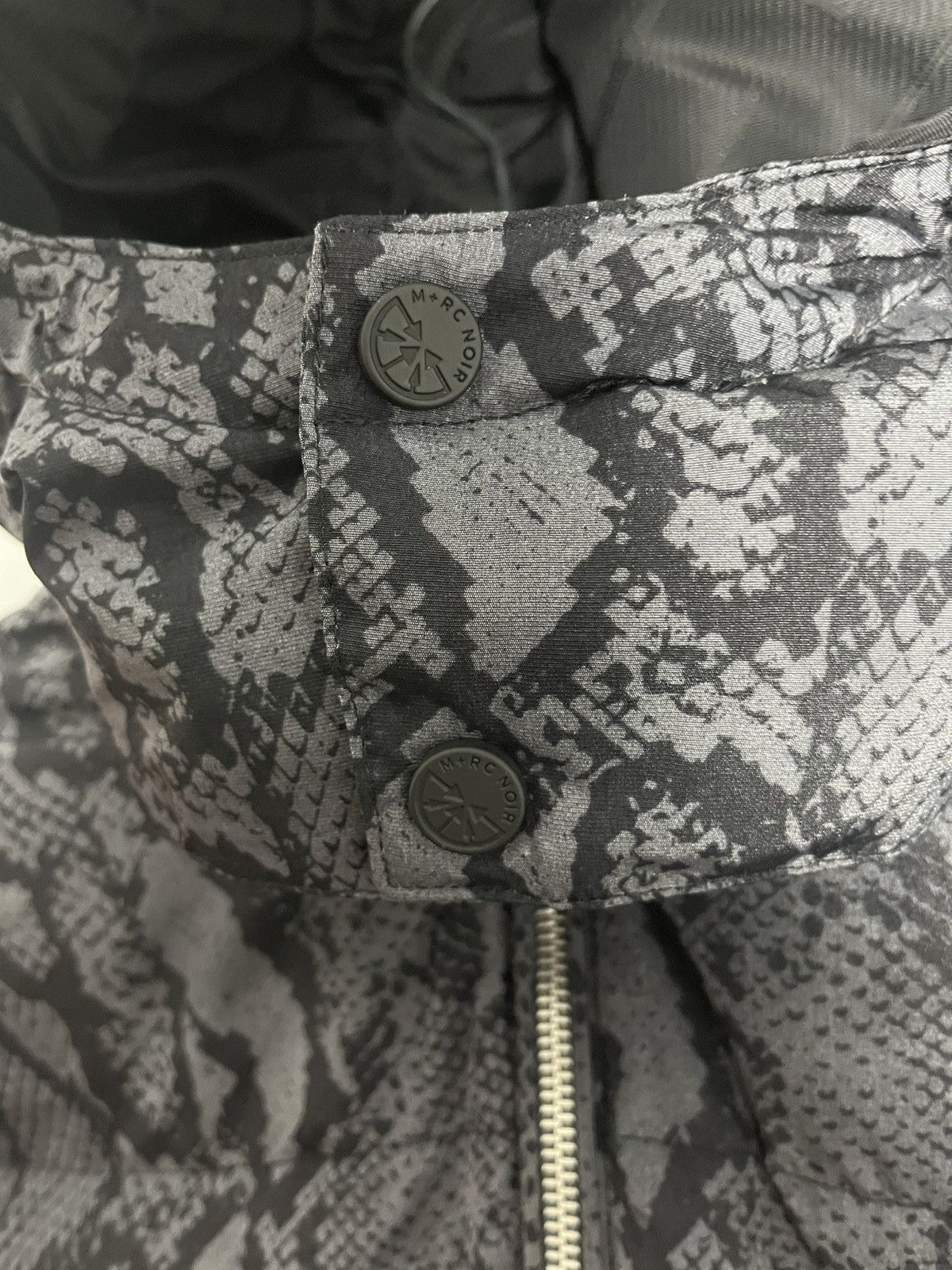 M+Rc Noir M+RC NOIR SNAKE CAMO PUFFER JACKET Size US M / EU 48-50 / 2 - 4 Thumbnail