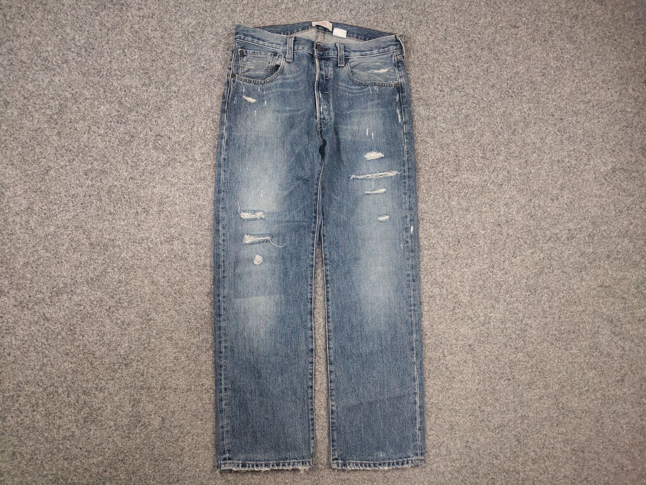 Levi's Vintage Levis 501 Straight Button Faded Denim Jeans Retro Size US 33 - 7 Thumbnail
