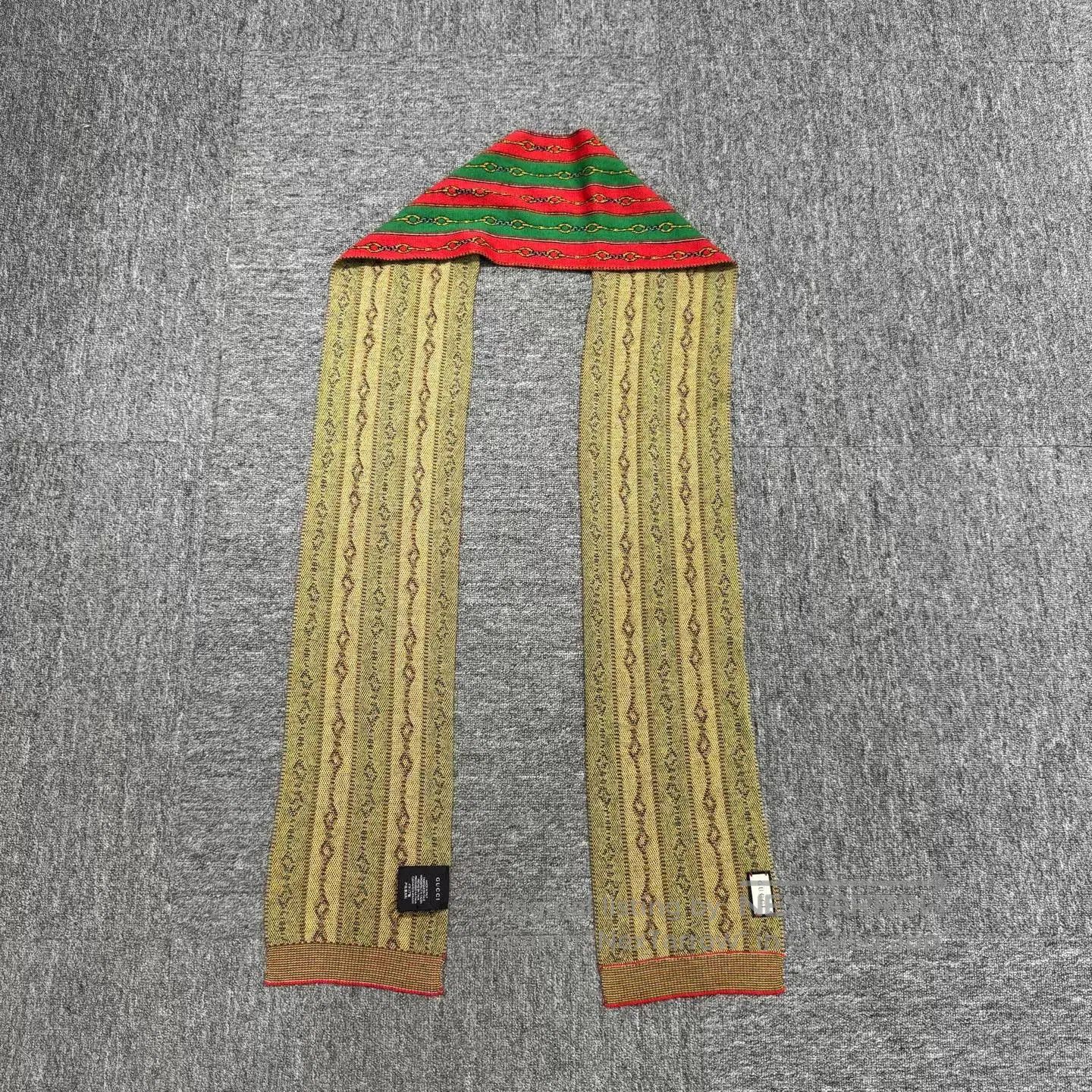 Gucci Gucci Lock Buckle Pattern Scarf. Size ONE SIZE - 3 Thumbnail