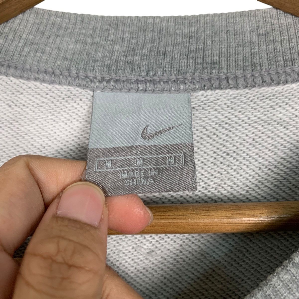 Nike NIKE Embroidery Small Logo Crewneck Sweatshirt #1971-C86 Size US M / EU 48-50 / 2 - 11 Thumbnail