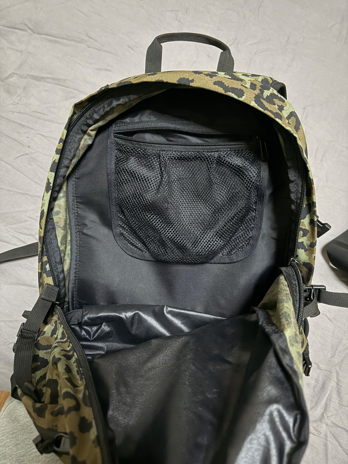 Supreme Supreme guide28 leopard backpack ss10 Size ONE SIZE - 5 Thumbnail